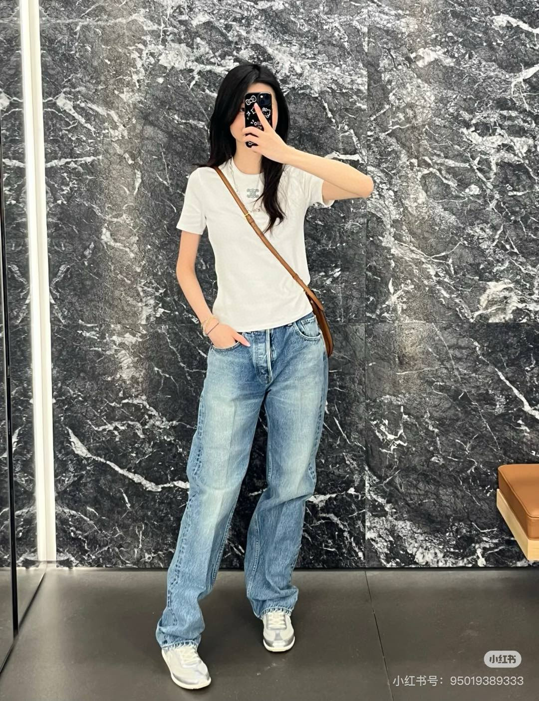 Celine 셀린느 셀린 트리오엑스 로고 코튼 반팔 티셔츠 4