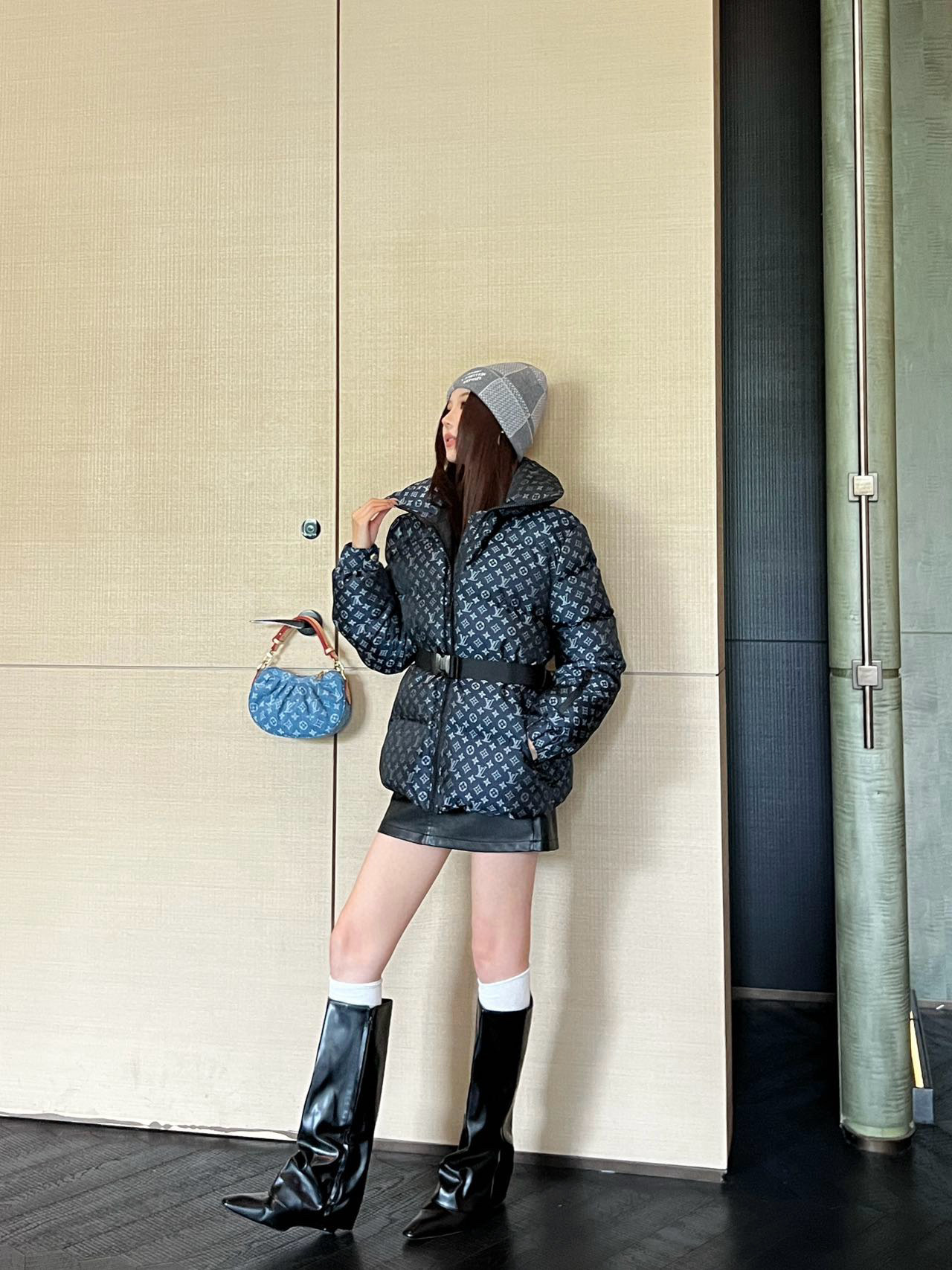 Louis Vuitton 루이비통 모노그램 벨티드 패딩 점퍼 3