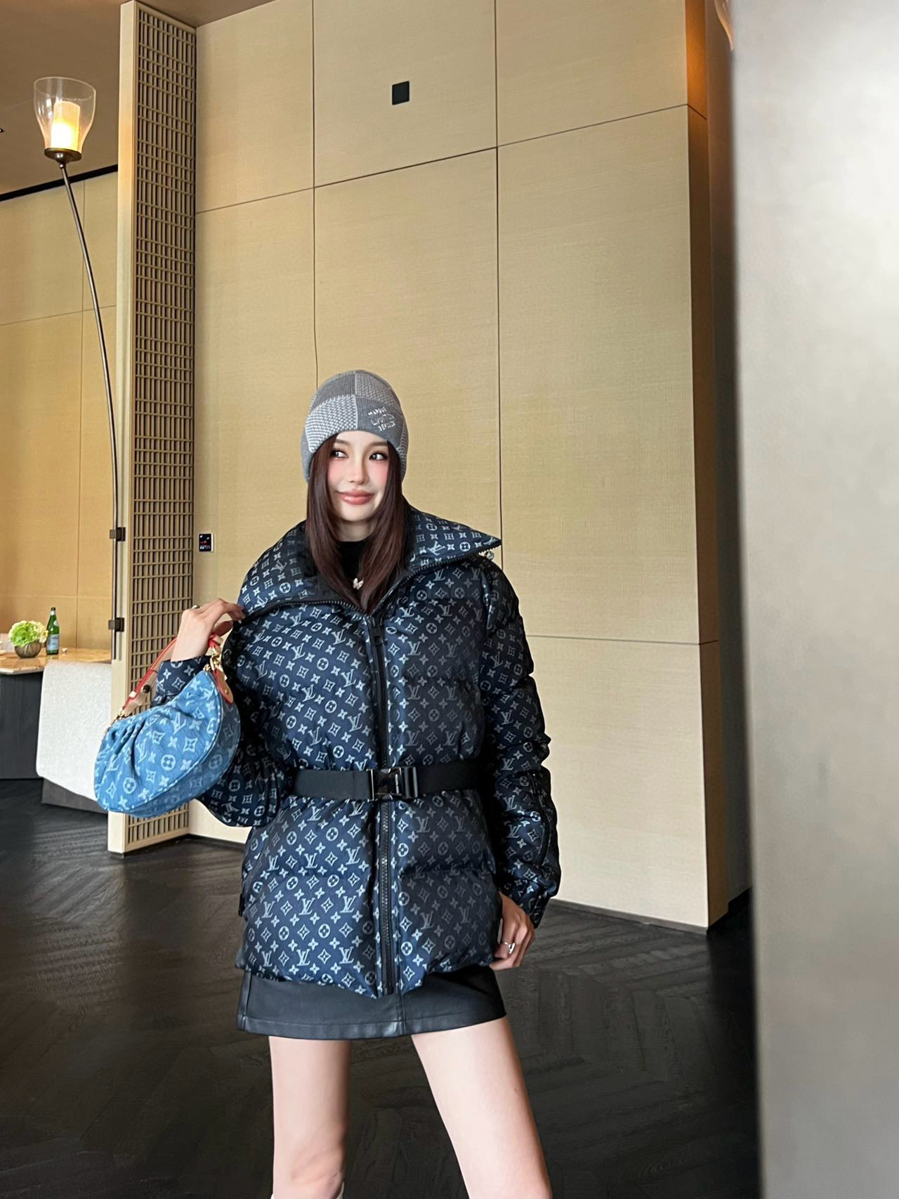 Louis Vuitton 루이비통 모노그램 벨티드 패딩 점퍼 4