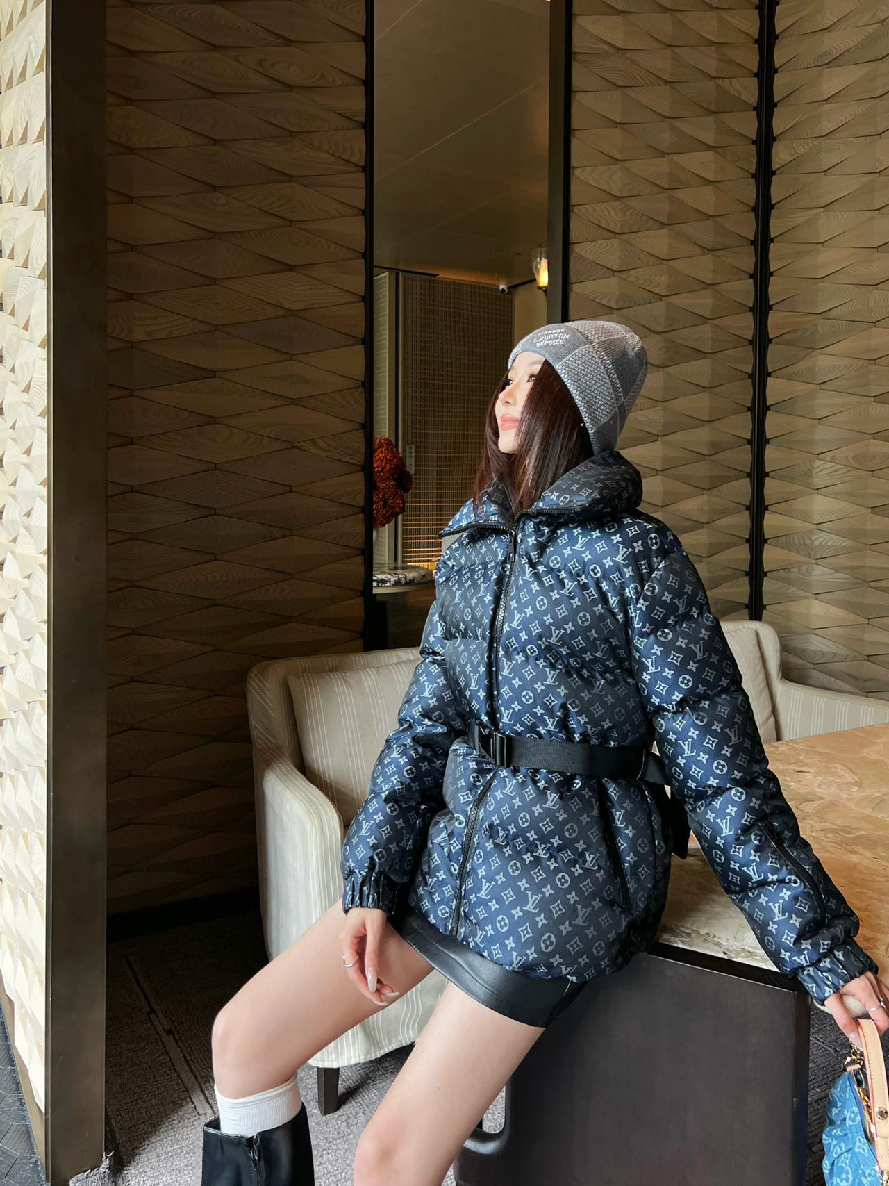 Louis Vuitton 루이비통 모노그램 벨티드 패딩 점퍼 5