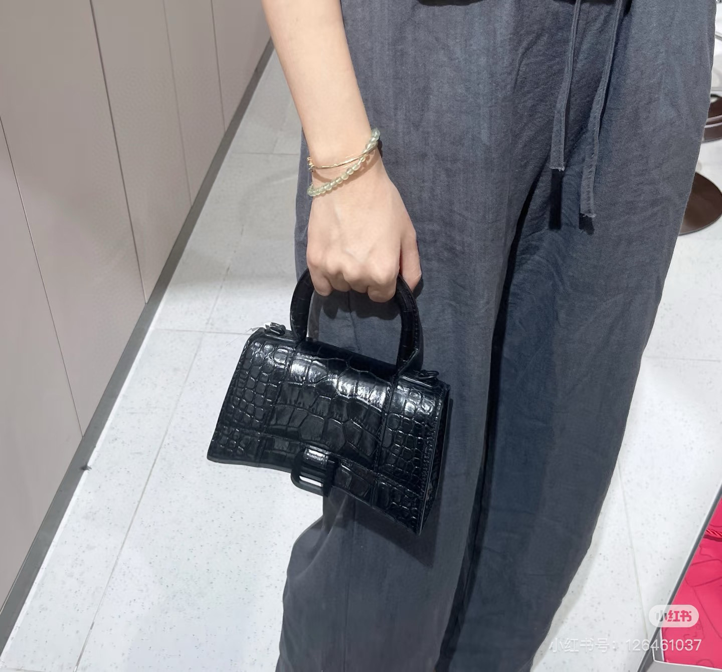 Balenciaga 발렌시아가 바렌시아가 크로커다일 엠보 블랙 아워글래스 탑핸들백 S 9