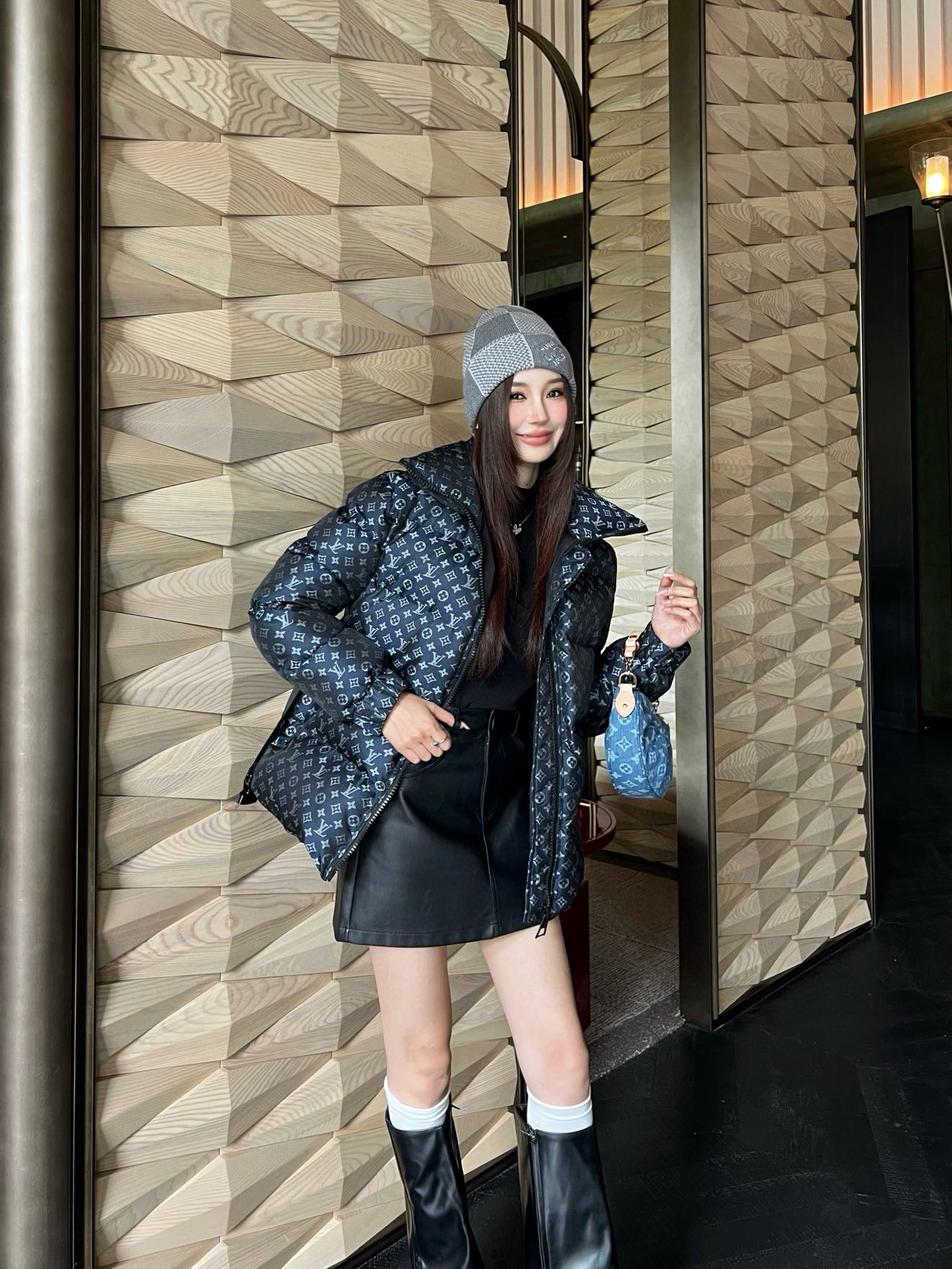 Louis Vuitton 루이비통 모노그램 벨티드 패딩 점퍼 7