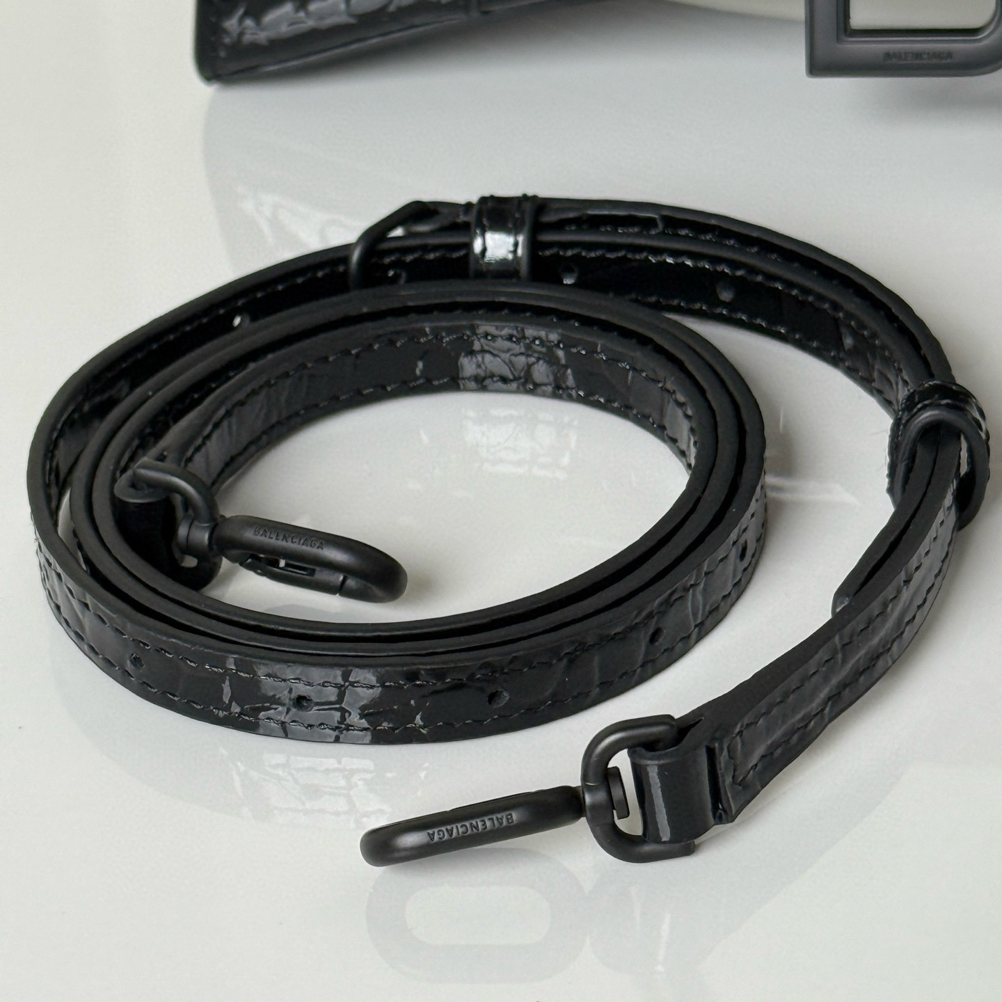 Balenciaga 발렌시아가 바렌시아가 크로커다일 엠보 블랙 아워글래스 탑핸들백 S 16