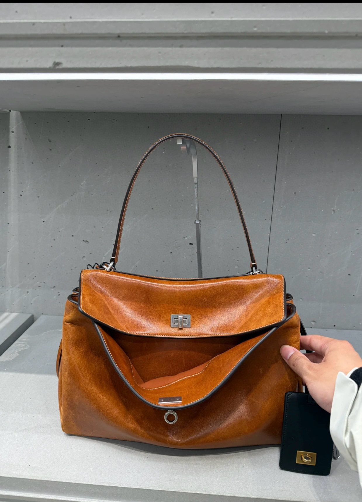 Balenciaga 발렌시아가 RODEO 브라운 레더 토트백 9