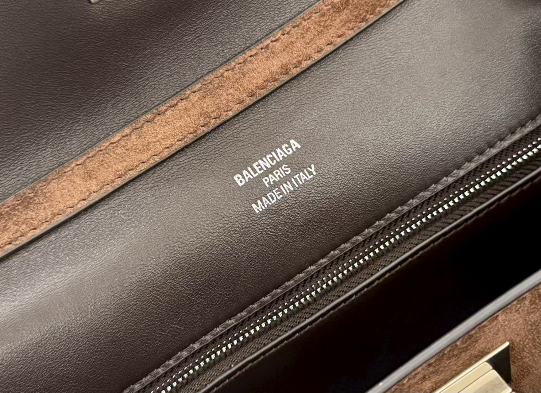 BALENCIAGA 발렌시아가 RODEO BAG 로데오 스웨이드 토트백 소형 브라운 6