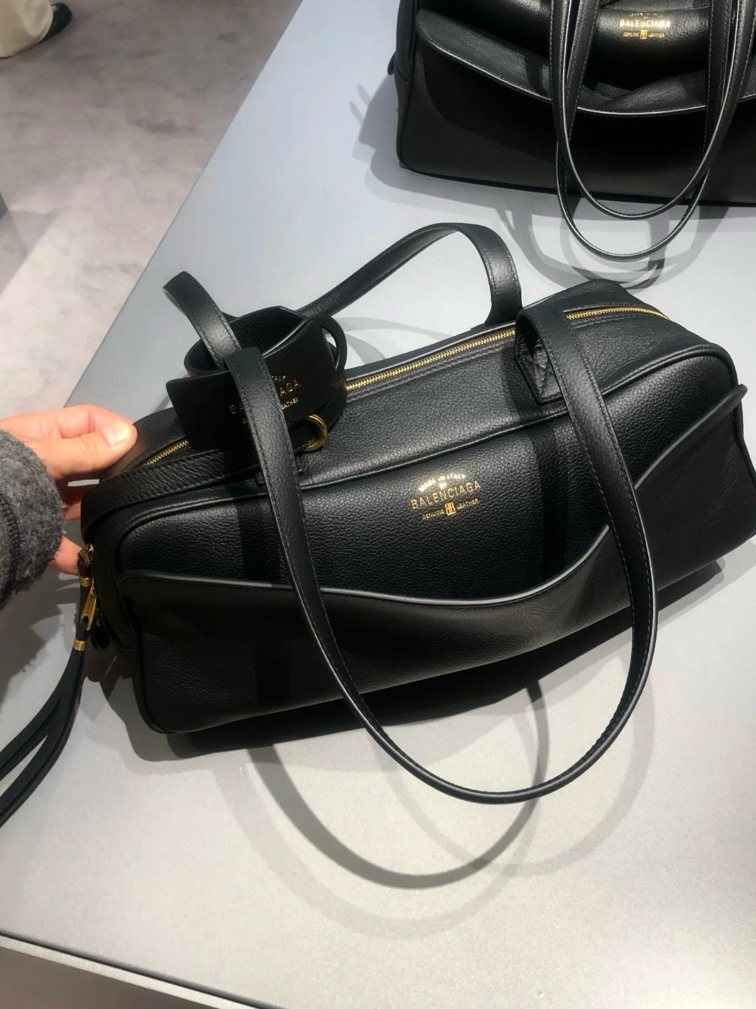 Balenciaga 발렌시아가 carrie bowling 보울링 토트백 1