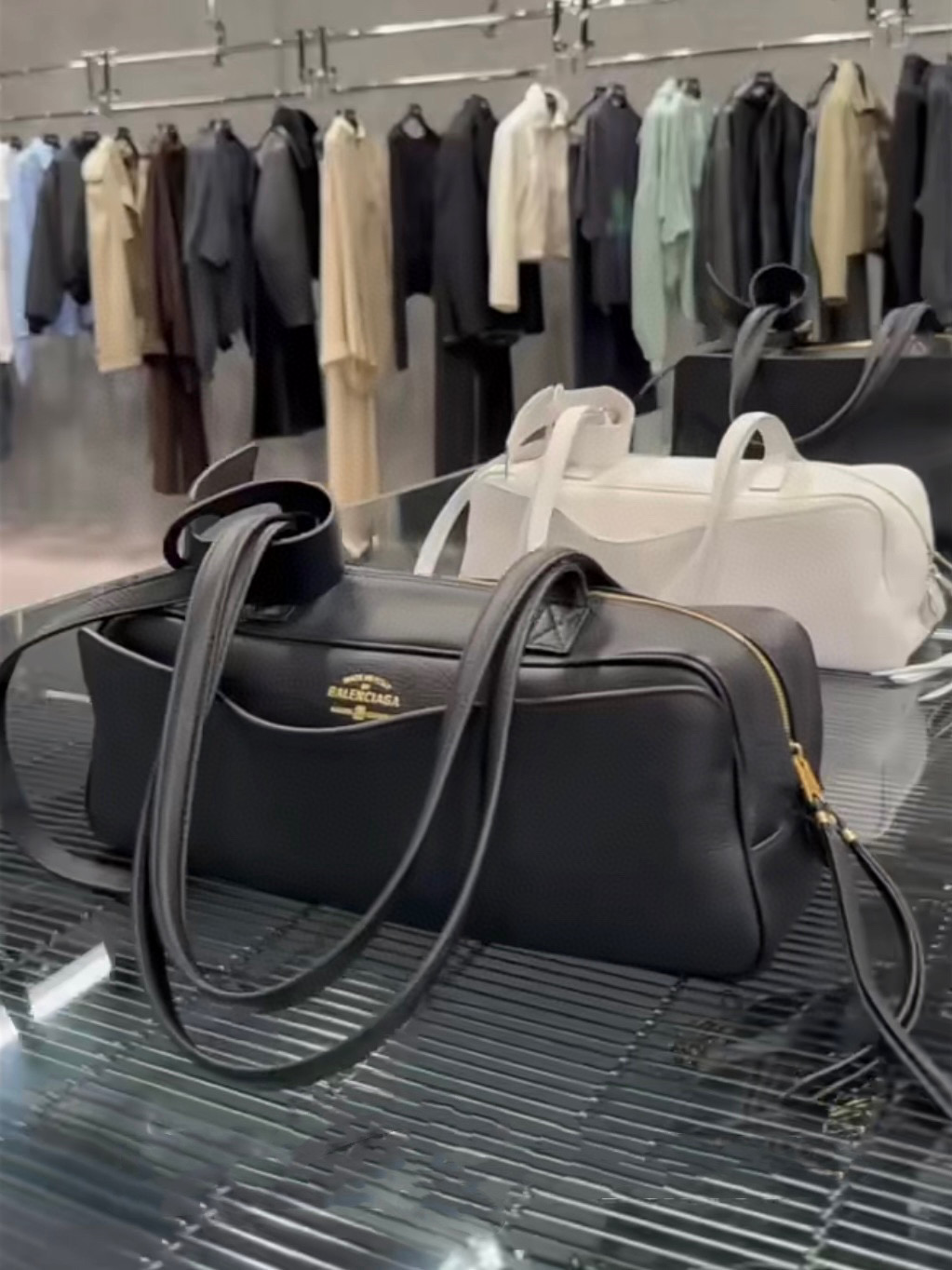 Balenciaga 발렌시아가 carrie bowling 보울링 토트백 5