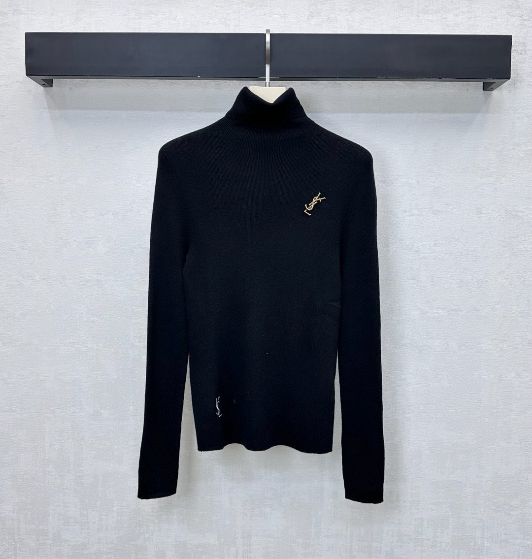 Saint Laurent 여성 하이넥 로고 니트 풀오버 6
