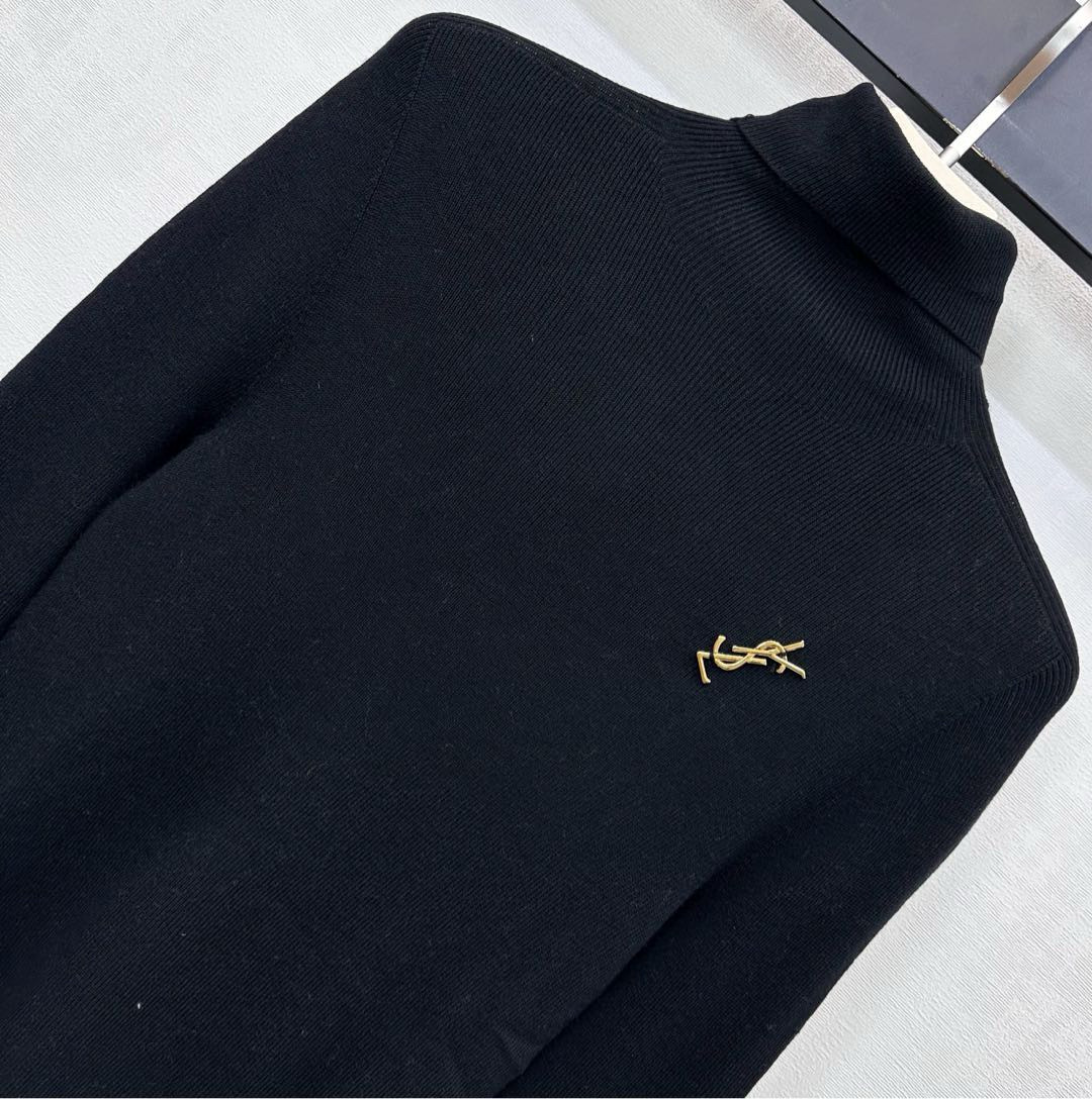 Saint Laurent 여성 하이넥 로고 니트 풀오버 8