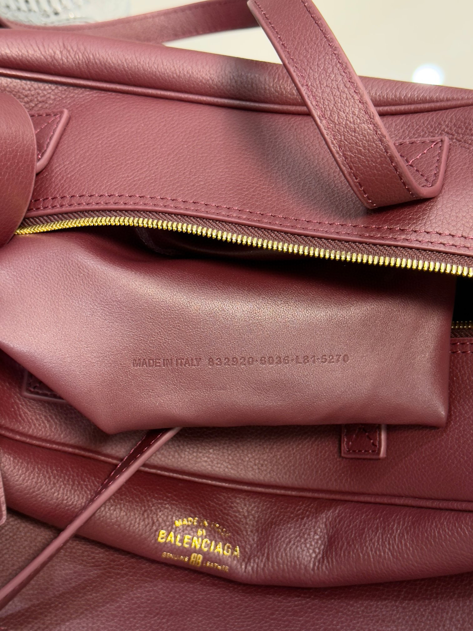 Balenciaga carrie bowling 발렌시아가 캐리 볼링 백 13