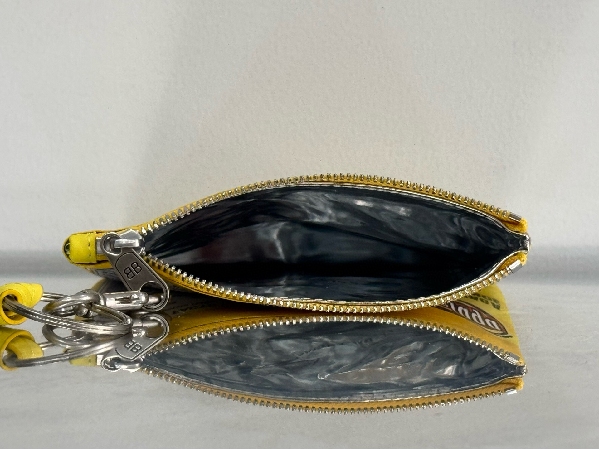 Balenciaga 발렌시아가 치즈 앤 어니언 포테이토칩 핸드폰 크로스백 11