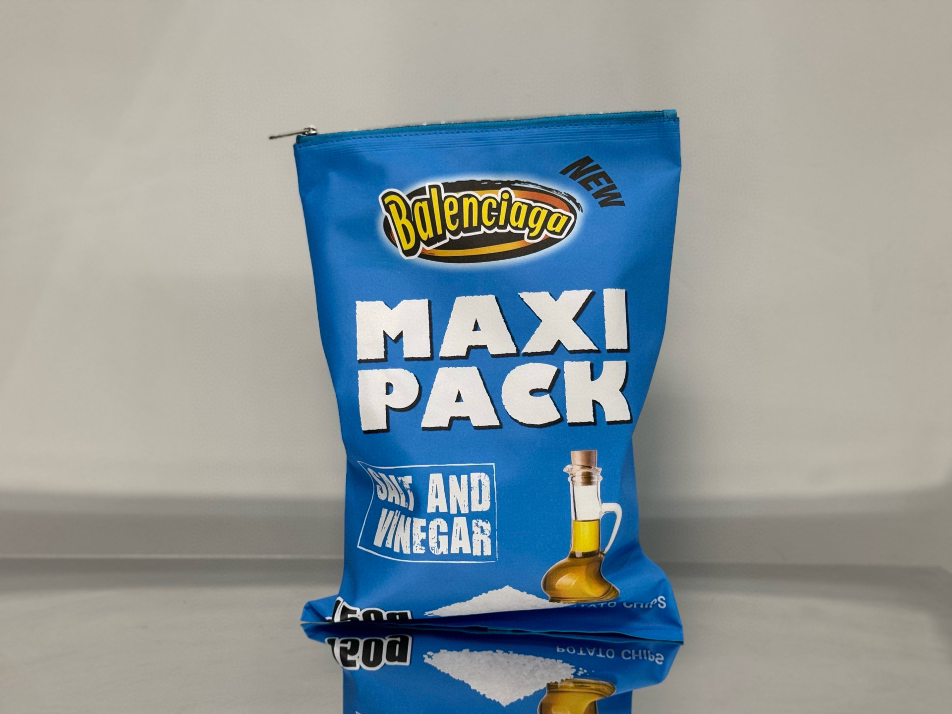 BALENCIAGA 발렌시아가 맥시 팩 칩스 백 1