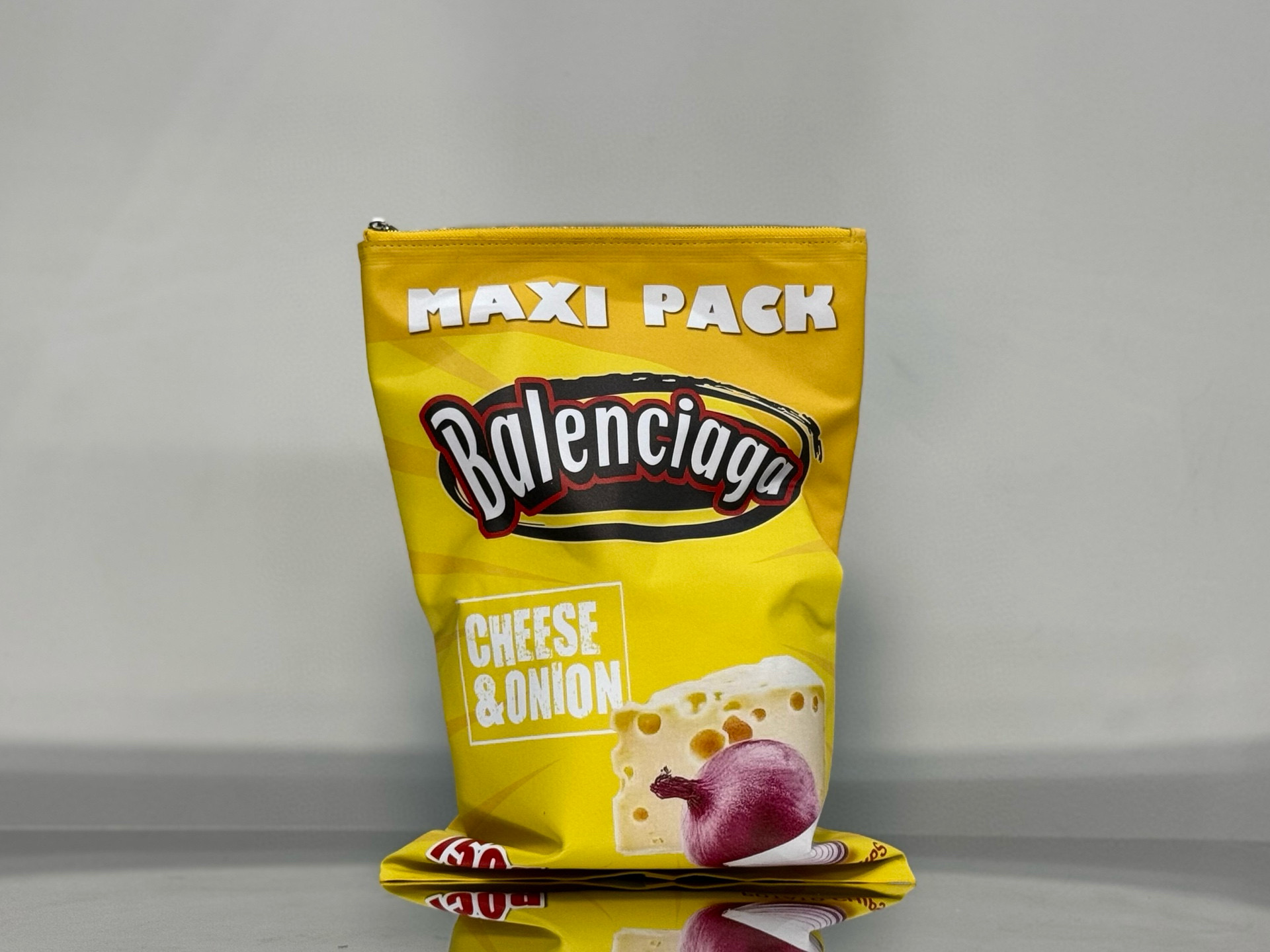 BALENCIAGA 발렌시아가 맥시 팩 칩스 백 10