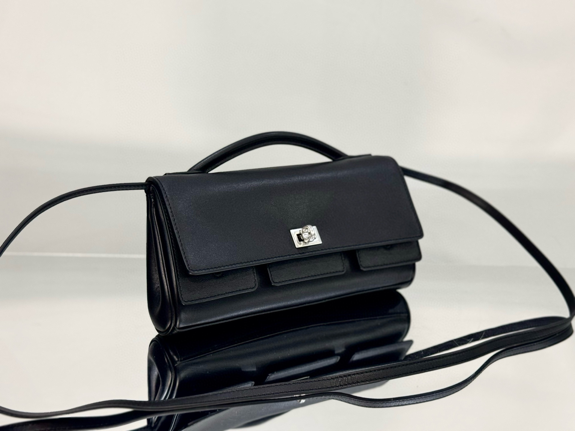 Balenciaga 발렌시아가 Bel Air 클러치 숄더백 블랙 실버 2