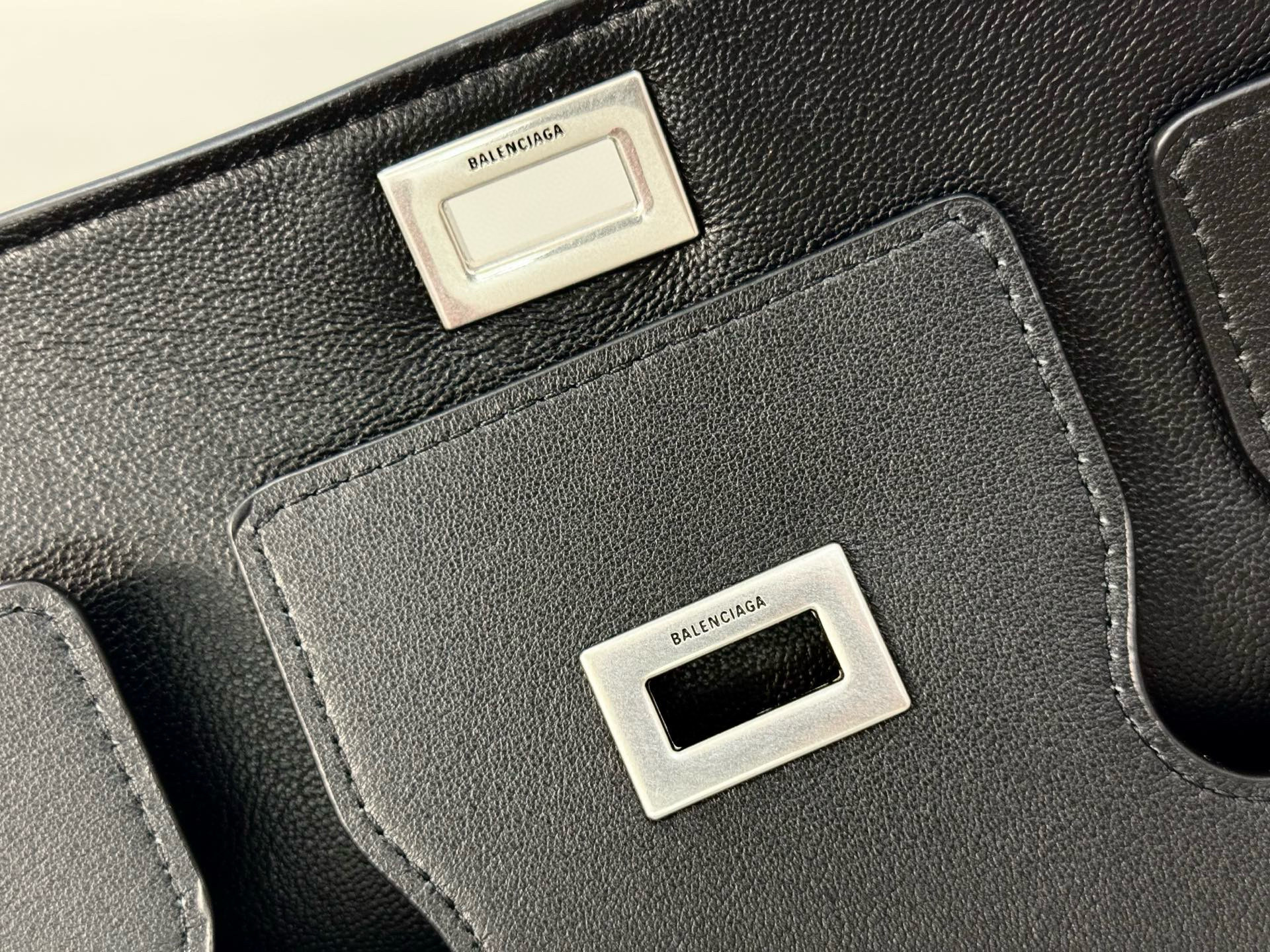 Balenciaga 발렌시아가 Bel Air 클러치 숄더백 블랙 실버 6