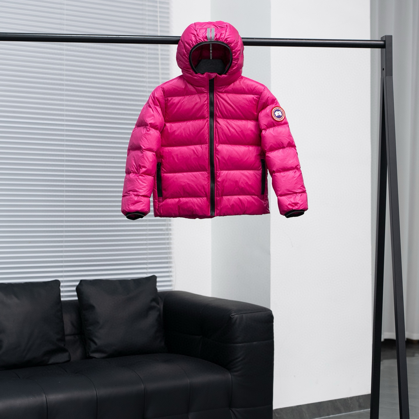 CANADA GOOSE 크로프튼 아동 후드 다운 패딩 자켓 1