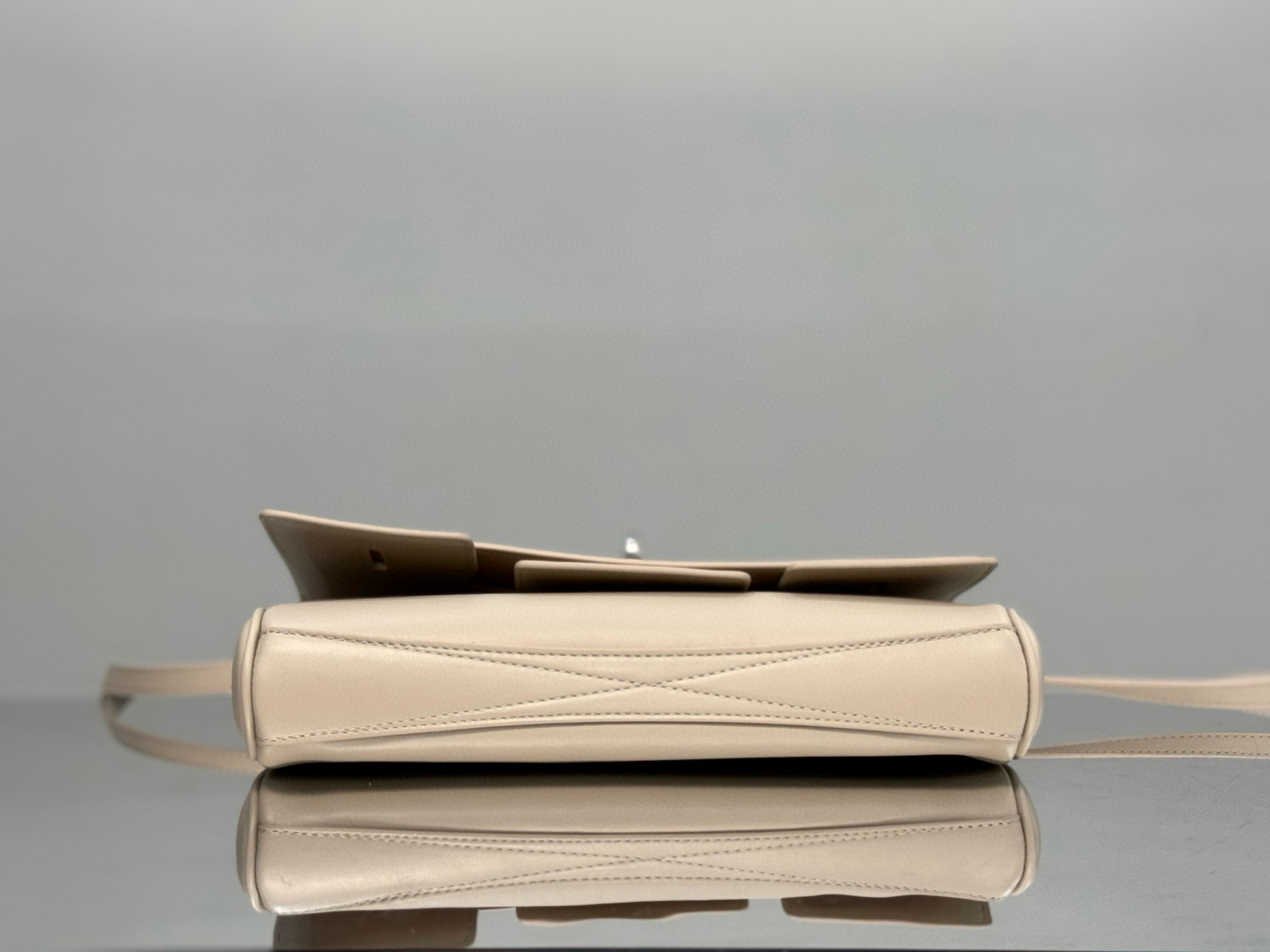 Balenciaga 발렌시아가 Bel Air 클러치 숄더백 5