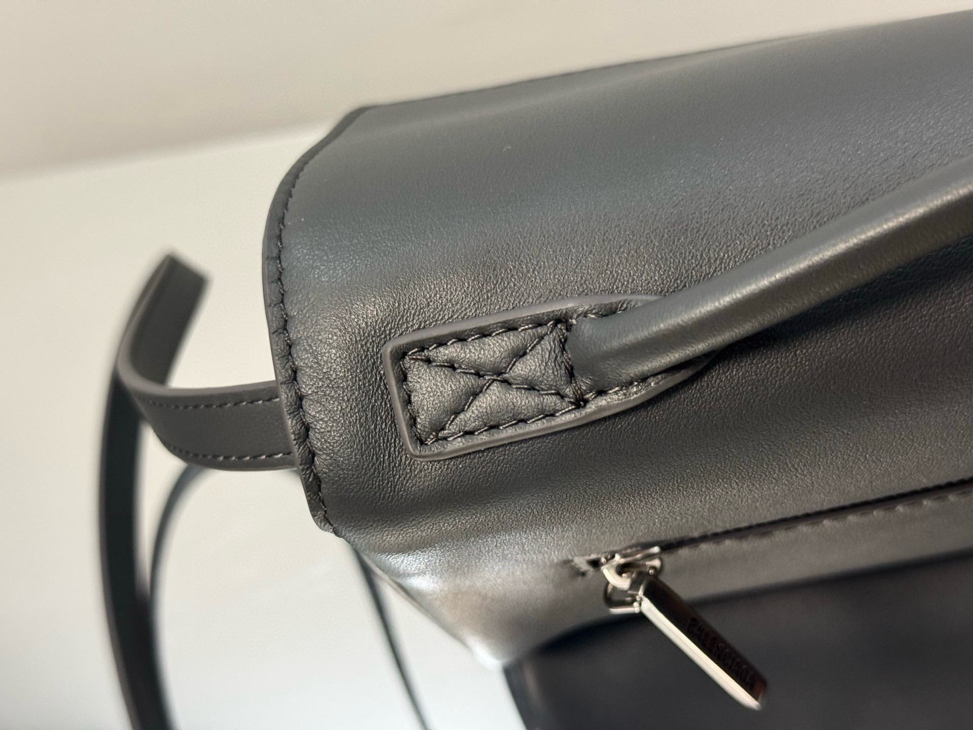 Balenciaga 발렌시아가 Bel Air 클러치 백 7