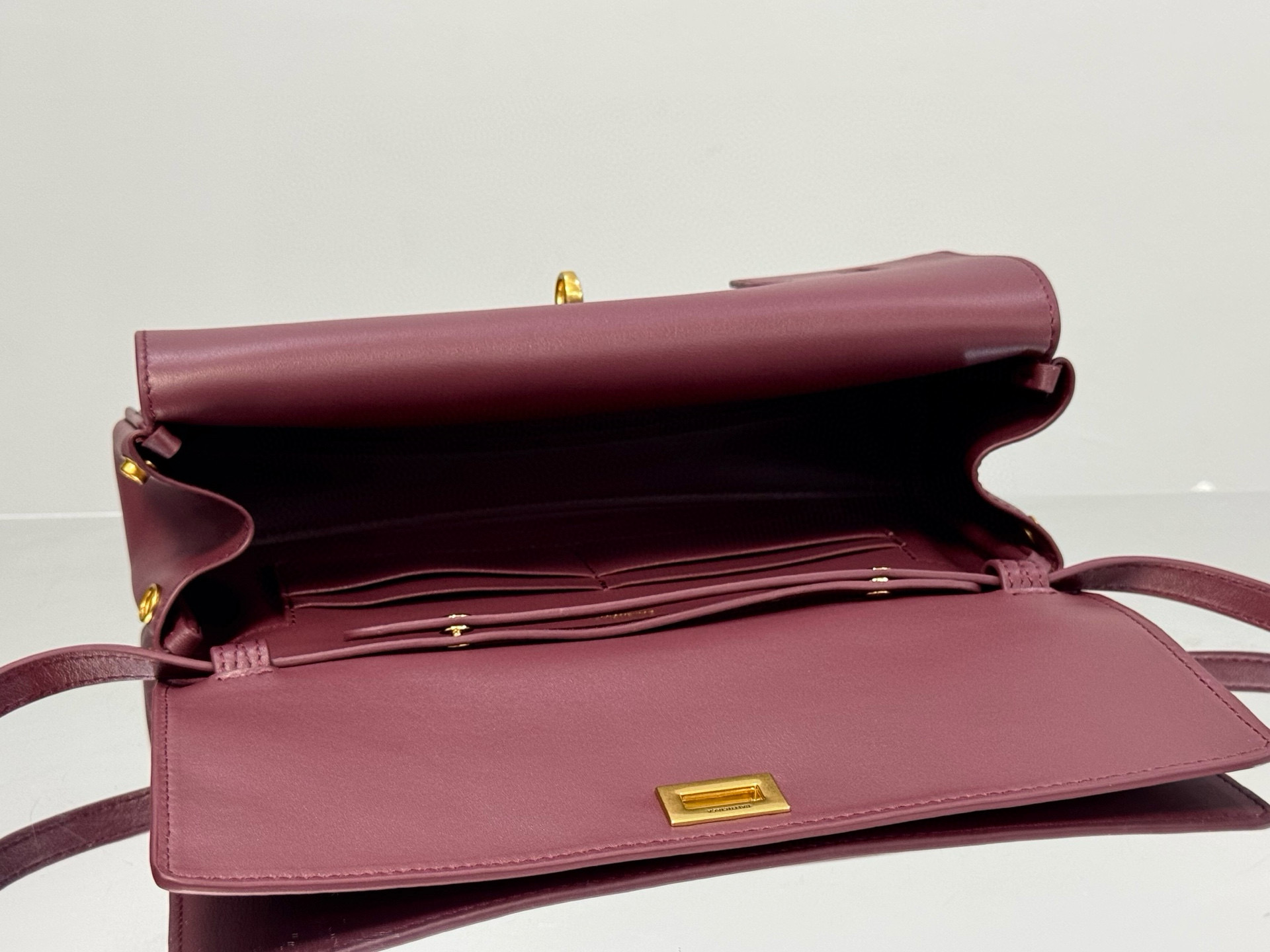 Balenciaga 발렌시아가 Bel Air 클러치 숄더백 버건디 5