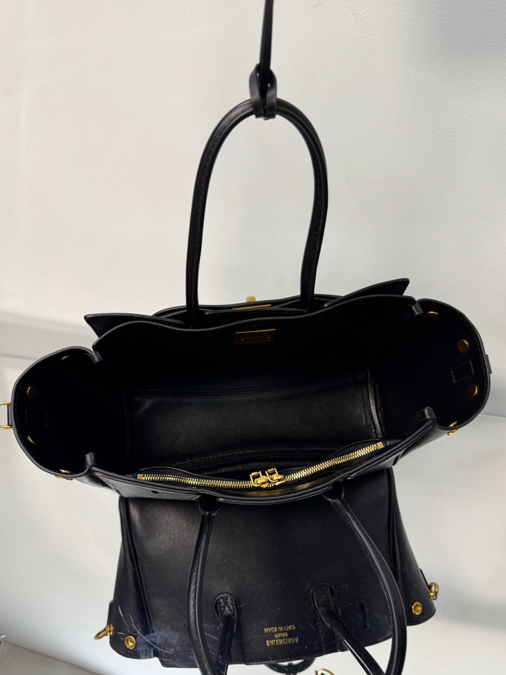 Balenciaga 발렌시아가 Bel Air 미니 블랙 골드 토트백 9