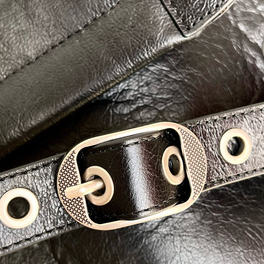 Balenciaga Le Cagole 발렌시아가 르 카골 스터드 레더 백팩 20