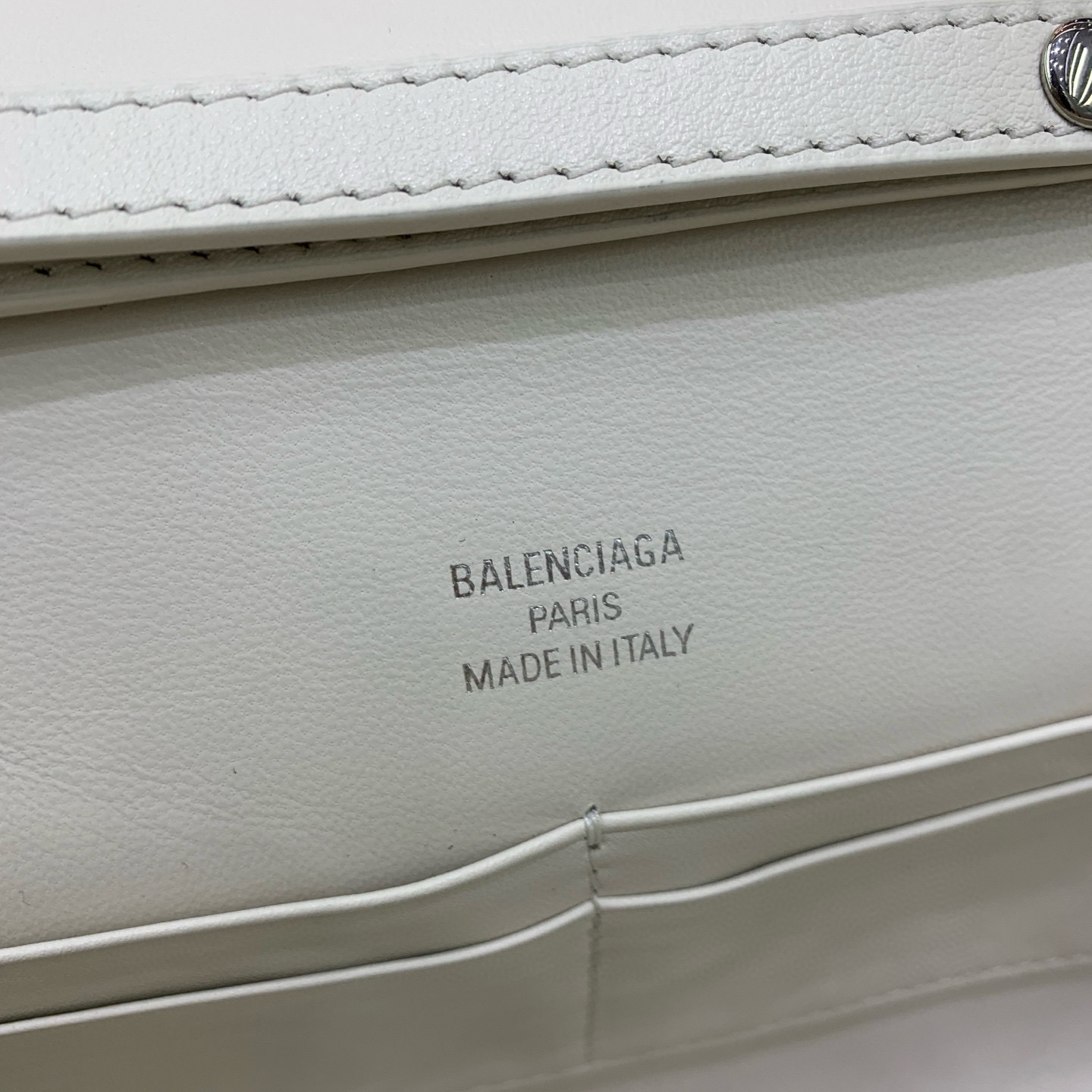 Balenciaga 발렌시아가 Bel Air 클러치 플랩 핸드백 (아이보리) 7