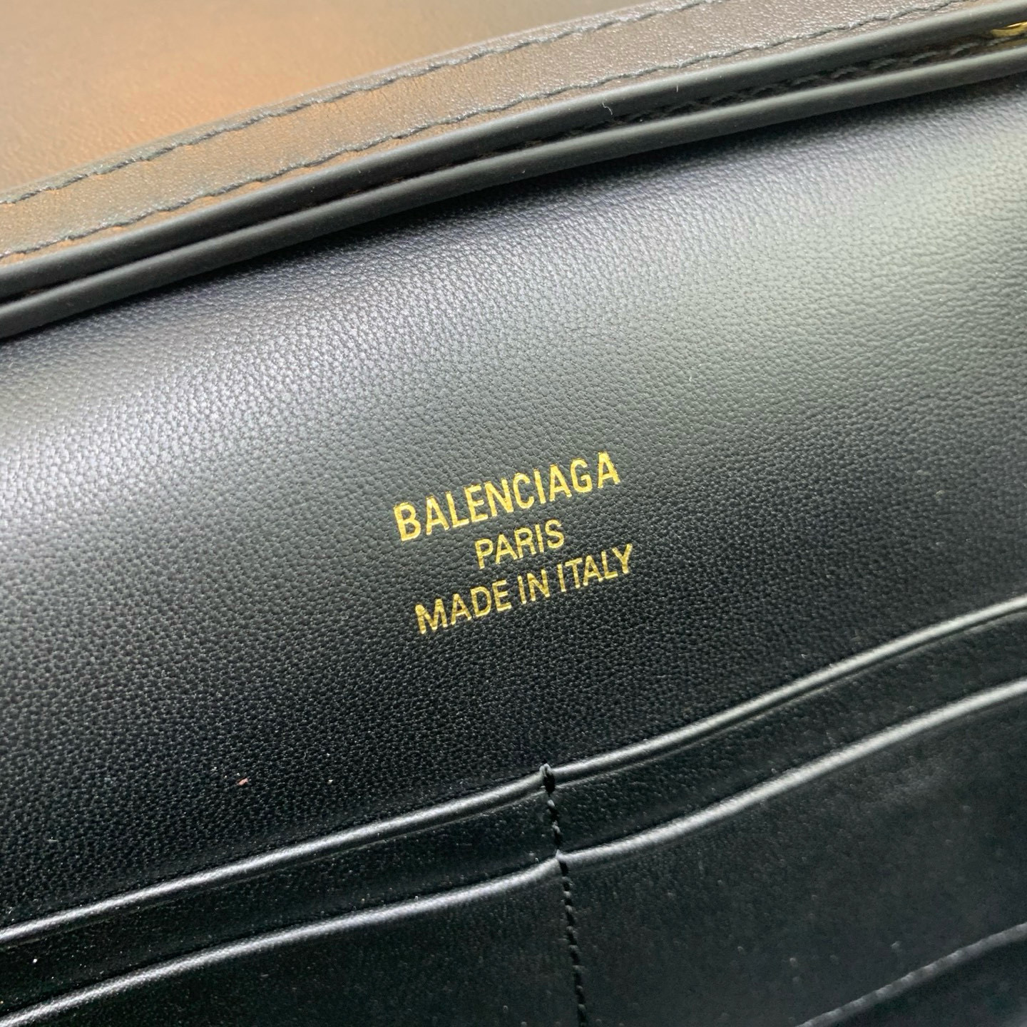 BALENCIAGA 발렌시아가 벨에어 클러치 플랩 숄더백 (블랙) 7
