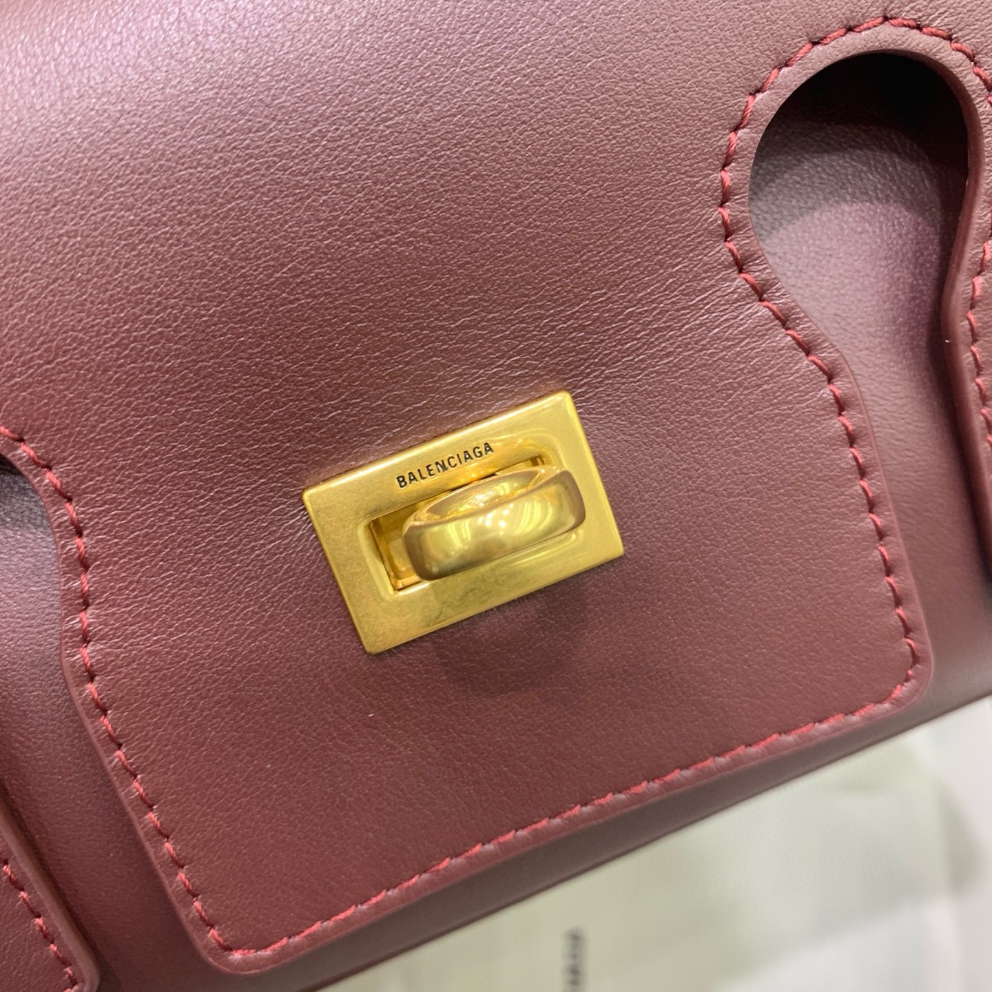 BALENCIAGA 발렌시아가 벨에어 벨 에어 클러치 버건디 크로스백 5