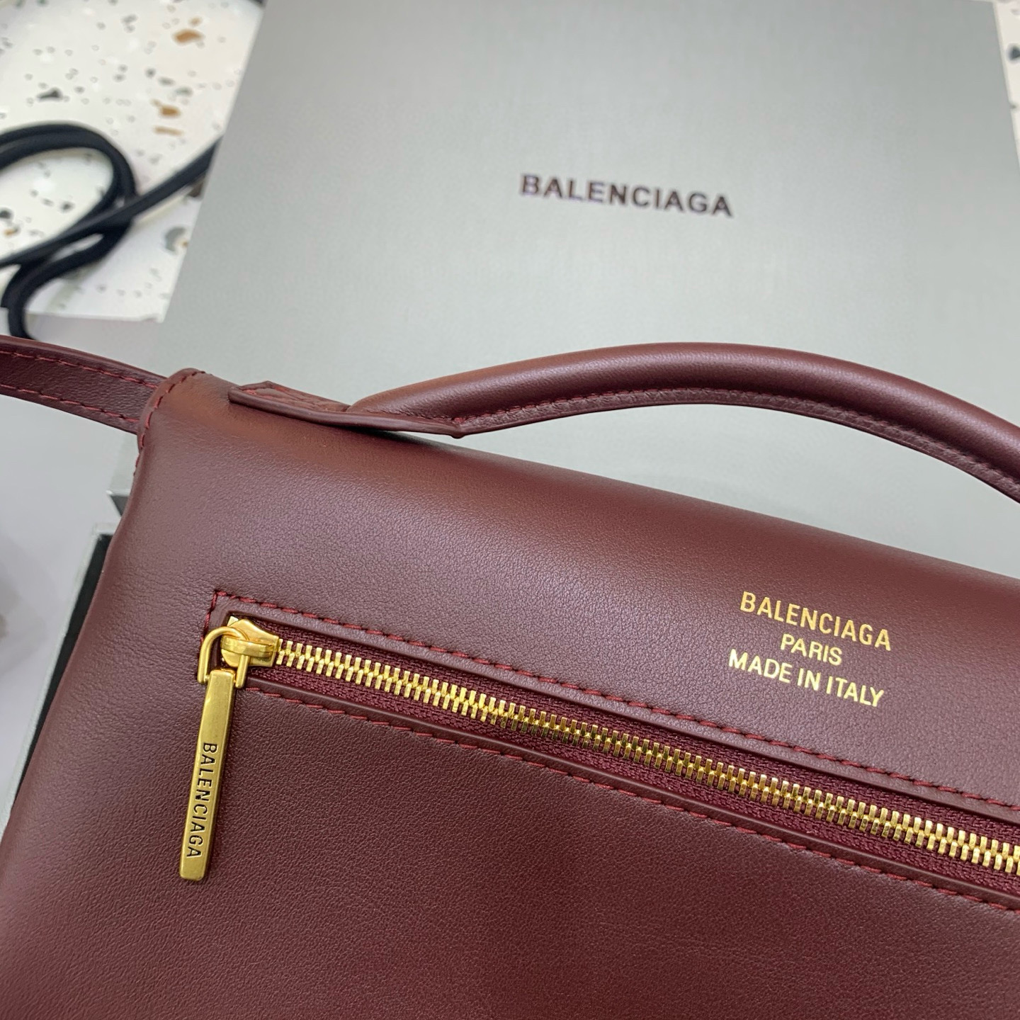 BALENCIAGA 발렌시아가 벨에어 벨 에어 클러치 버건디 크로스백 8