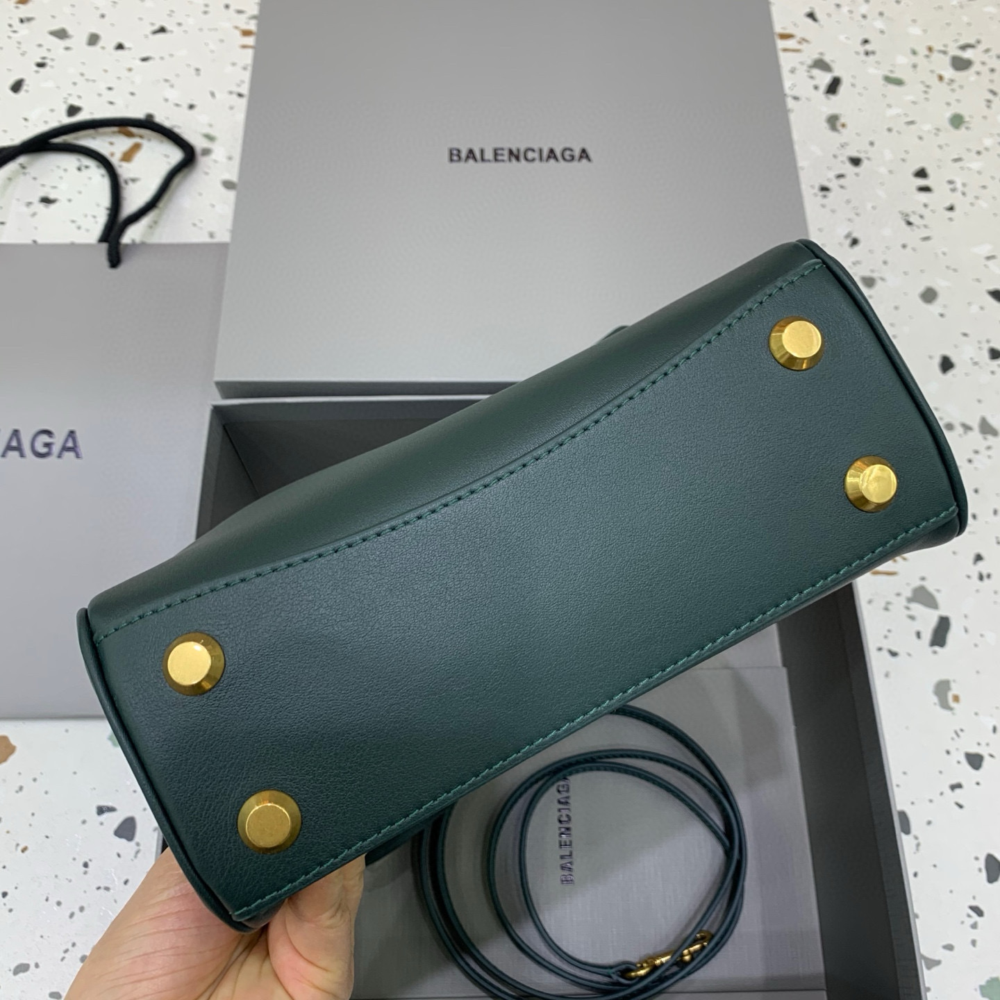 Balenciaga Rodeo Mini 발렌시아가 로데오 미니 토트백 다크그린 4