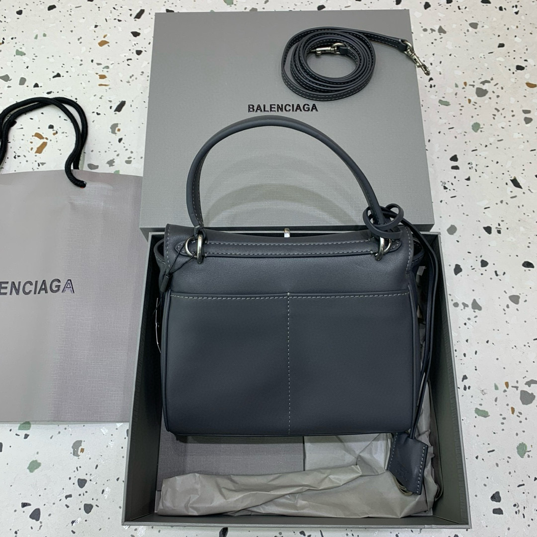 Balenciaga Rodeo Mini 발렌시아가 로데오 미니 토트백 2
