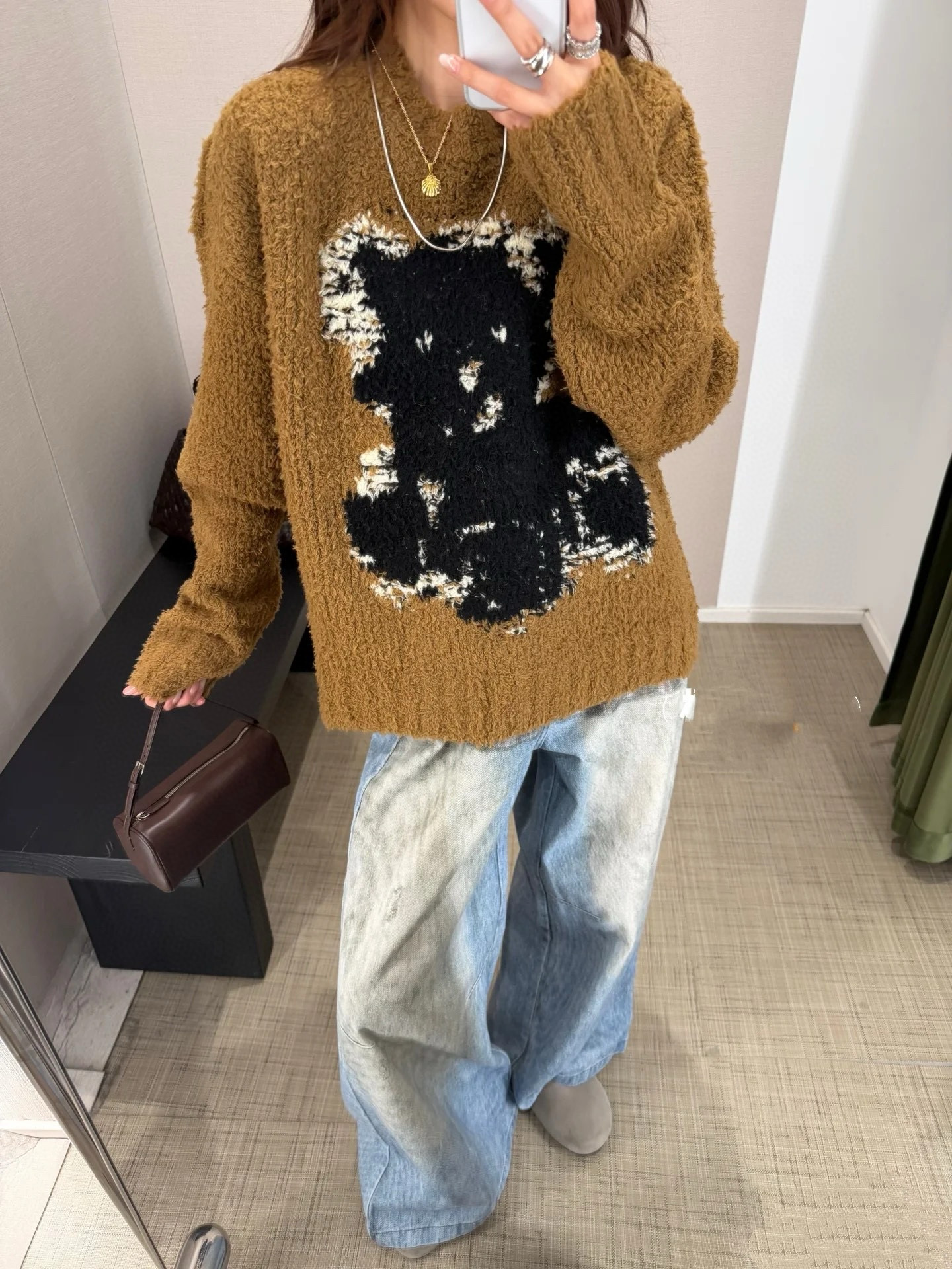 Acne Studios 여성 테디베어 자카드 라운드넥 울 니트 스웨터 6