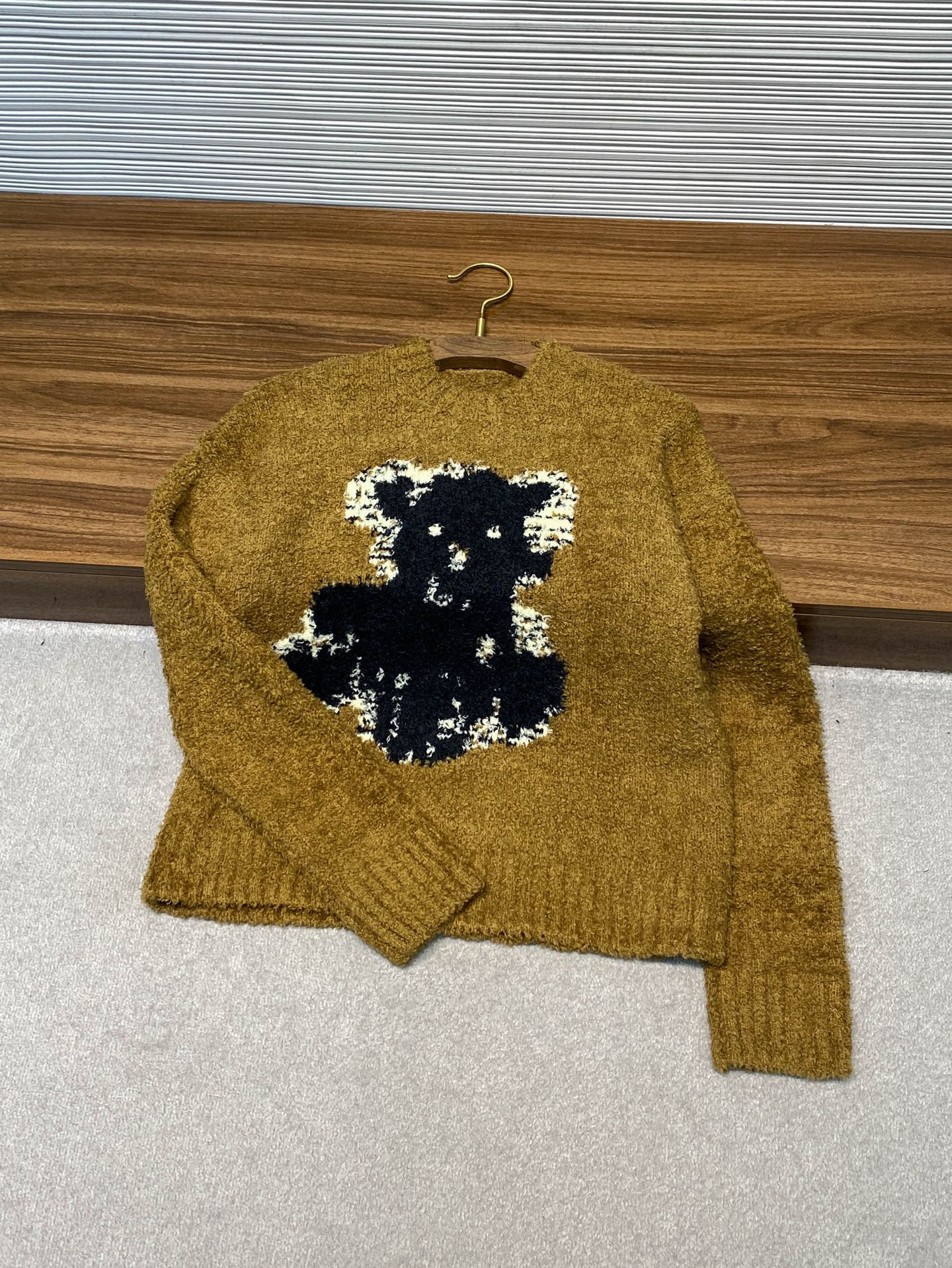 Acne Studios 여성 테디베어 자카드 라운드넥 울 니트 스웨터 17