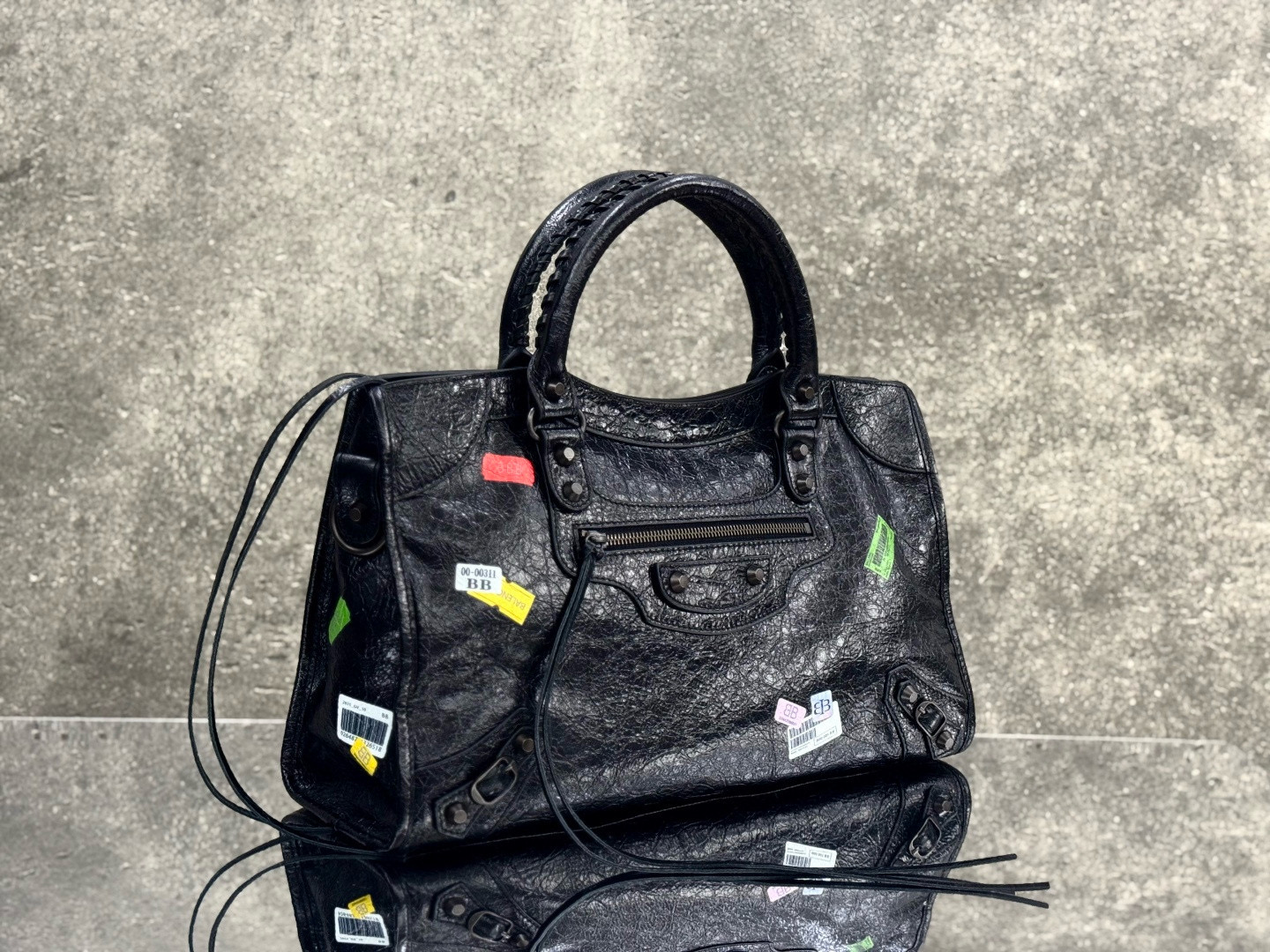 BALENCIAGA 발렌시아가 LE CITY 오일가죽 9