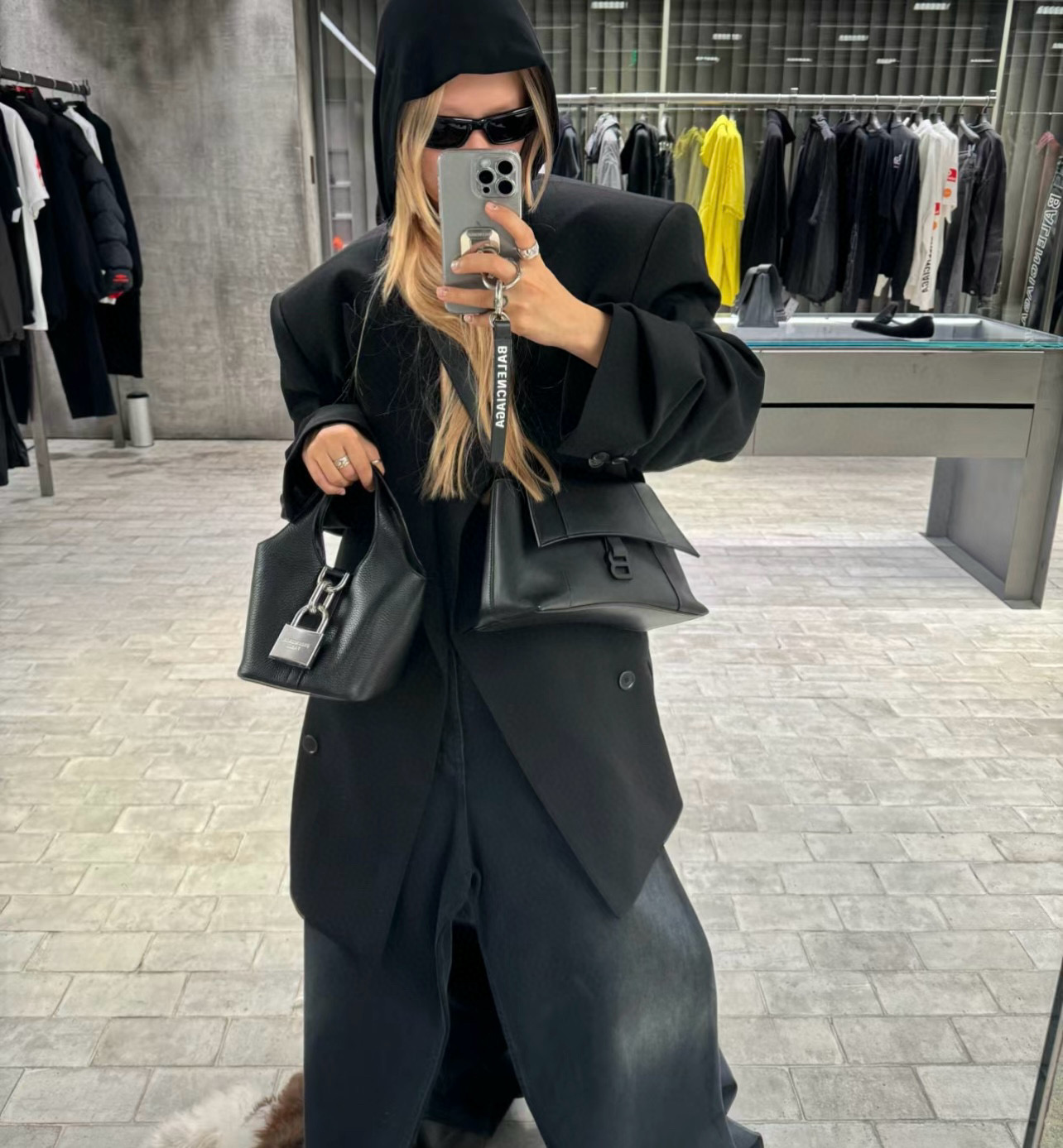 Balenciaga Locker Hobo 발렌시아가 락커 호보 스몰 토트백 3