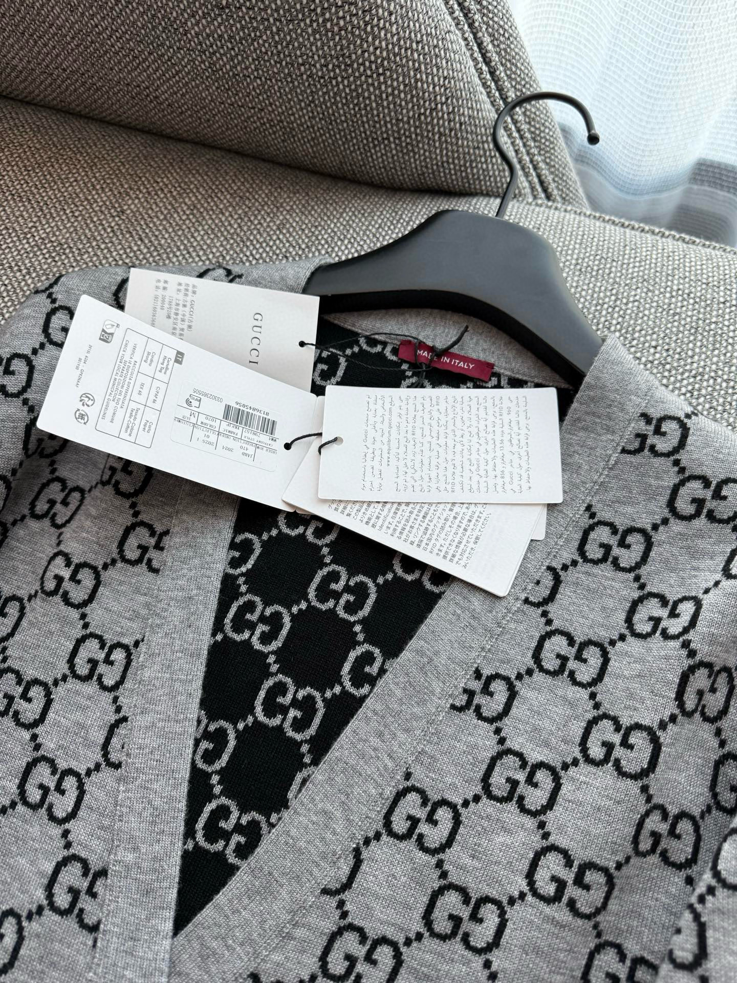 Gucci 구찌 GG 로고 리버서블 울 가디건 22