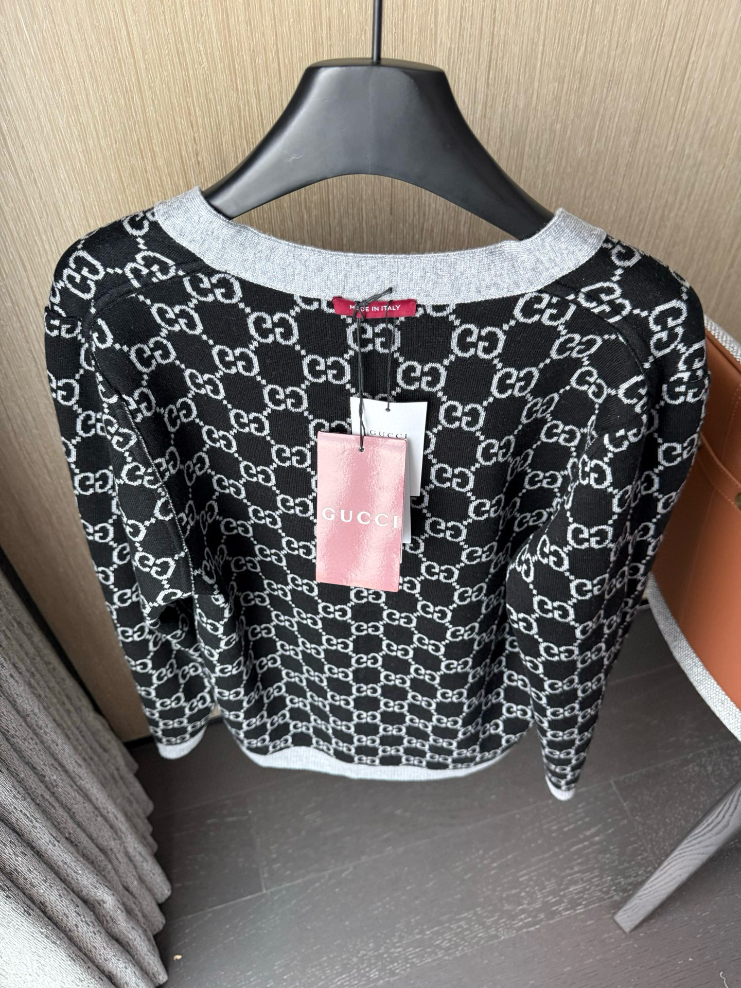 Gucci 구찌 GG 로고 리버서블 울 가디건 29