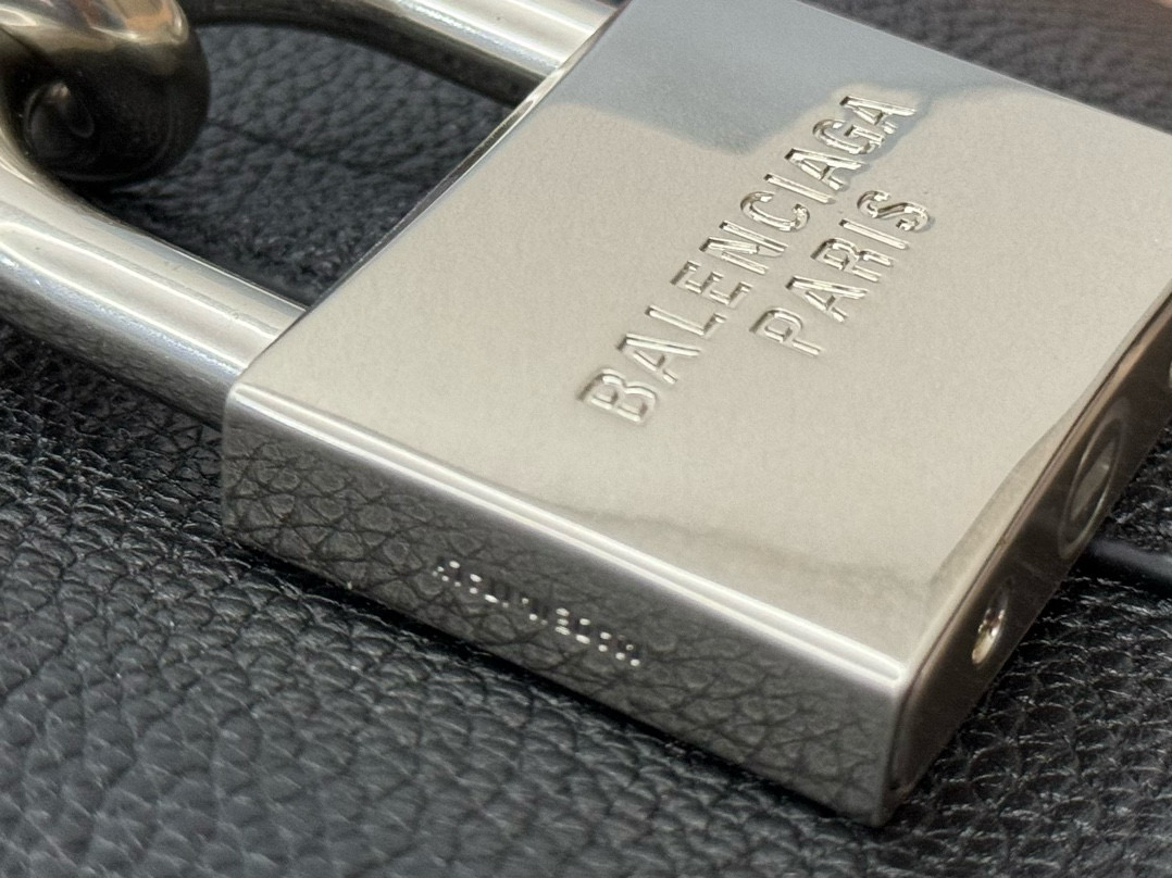 Balenciaga Locker Hobo 발렌시아가 락커 호보 스몰 토트백 17