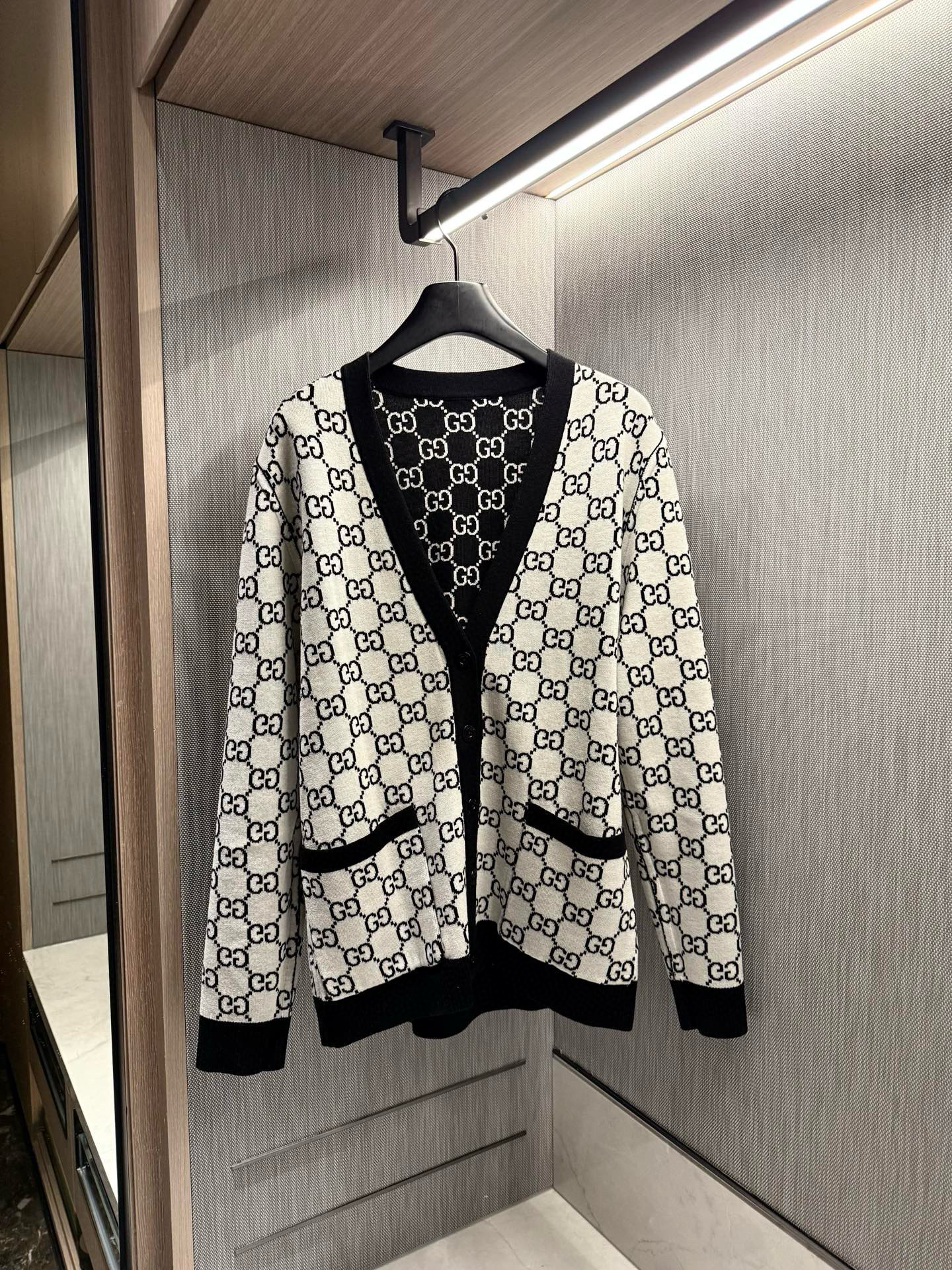 Gucci 구찌 GG 로고 자카드 가디건 8