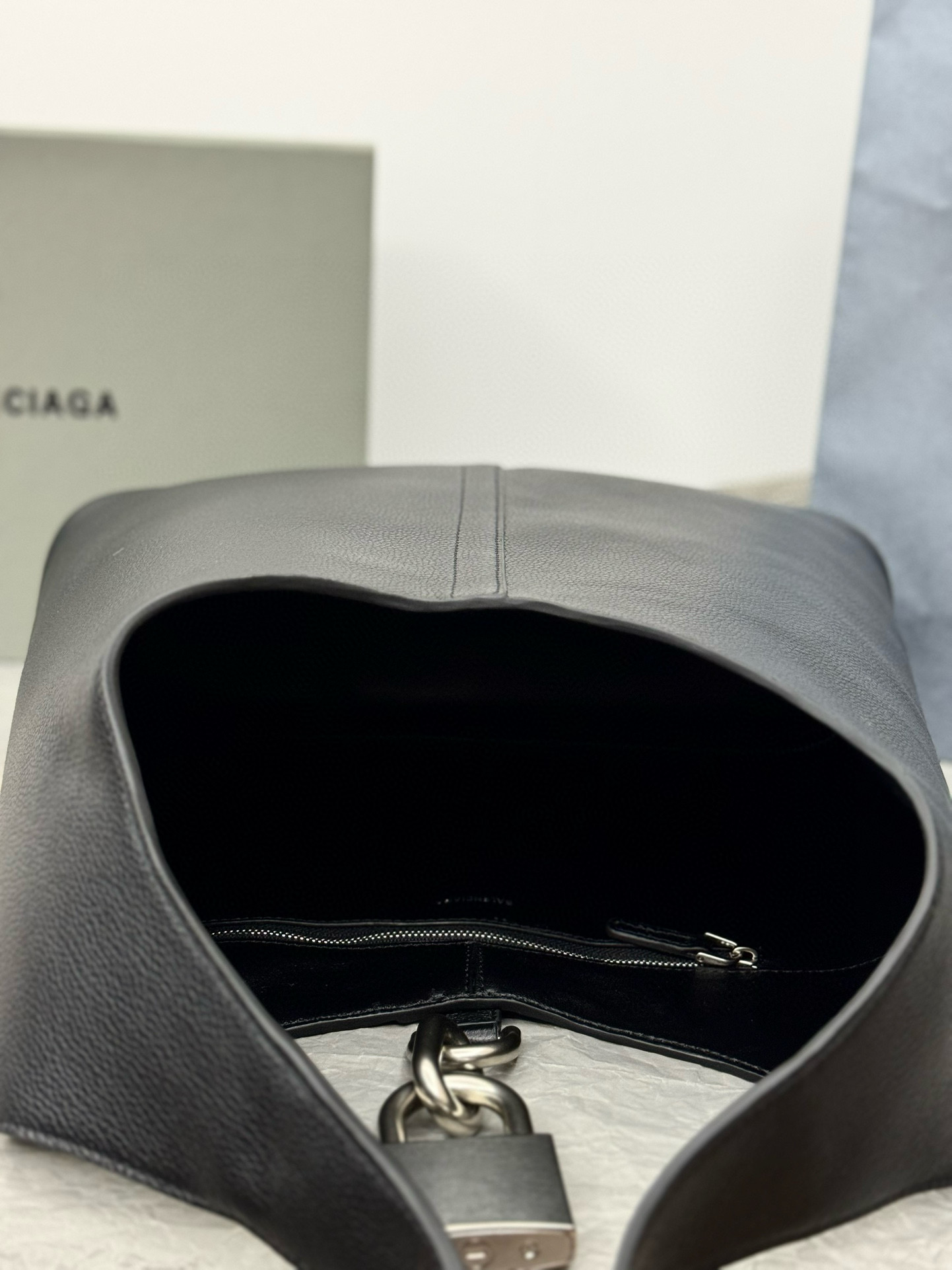 Balenciaga Locker Hobo 발렌시아가 락커 호보 락 장식 빅사이즈 백 6