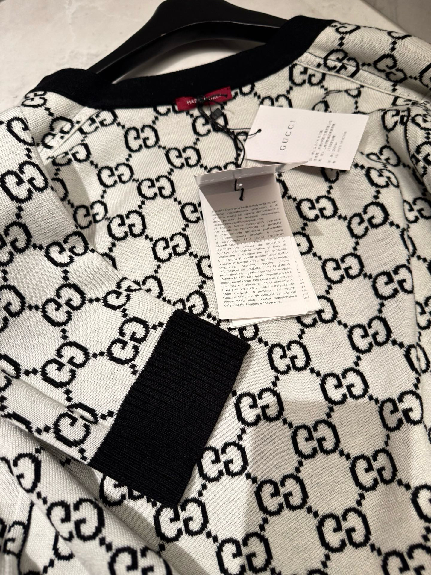 Gucci 구찌 GG 로고 자카드 가디건 19