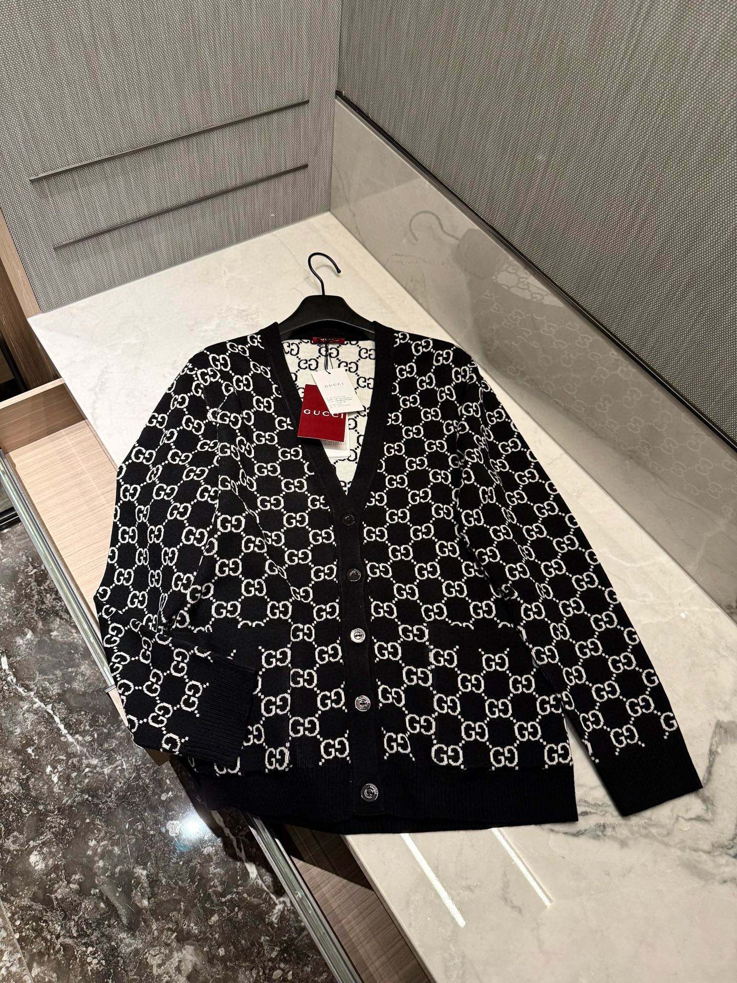 Gucci 구찌 GG 로고 자카드 가디건 28