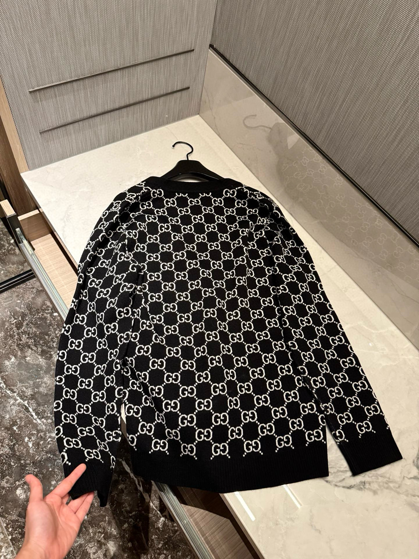 Gucci 구찌 GG 로고 자카드 가디건 33