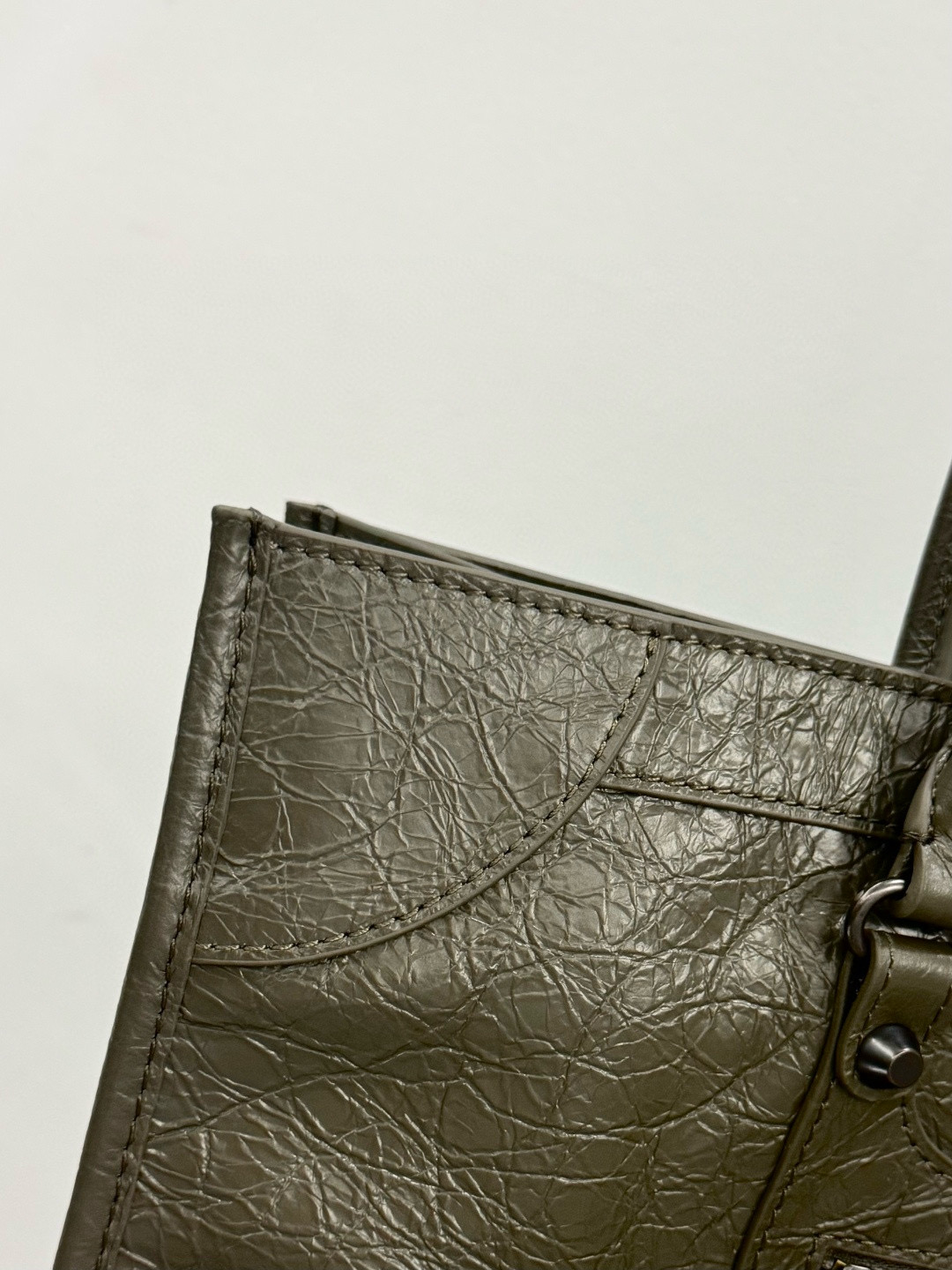 Balenciaga 발렌시아가 Le City 토트 백 10