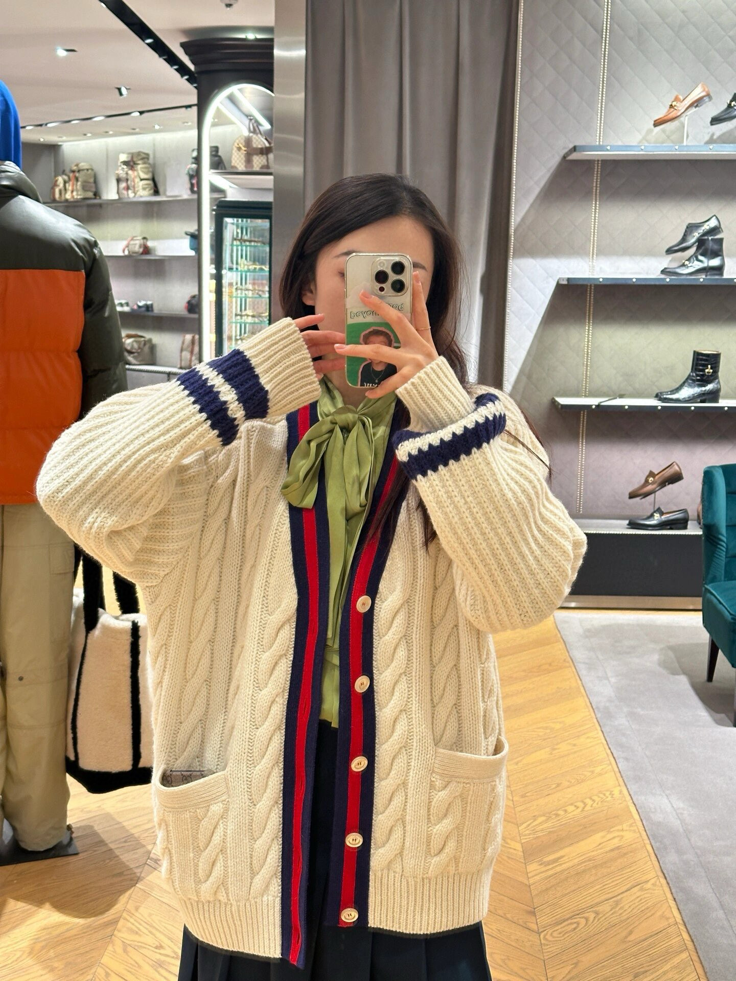 Gucci 구찌 케이블 니트 배색 가디건 3