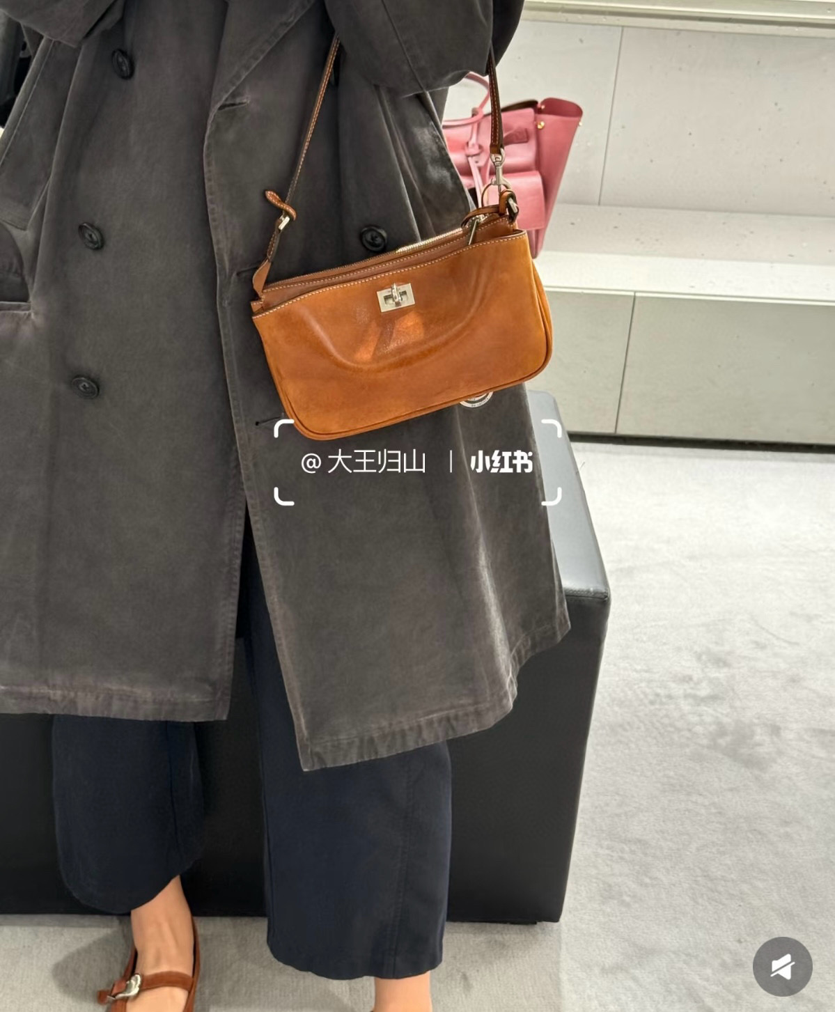 Balenciaga 발렌시아가 로데오 숄더백 2