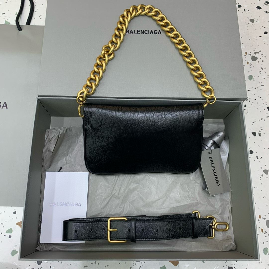 Balenciaga 발렌시아가 BB Soft 블랙 레더 체인 숄더백 4