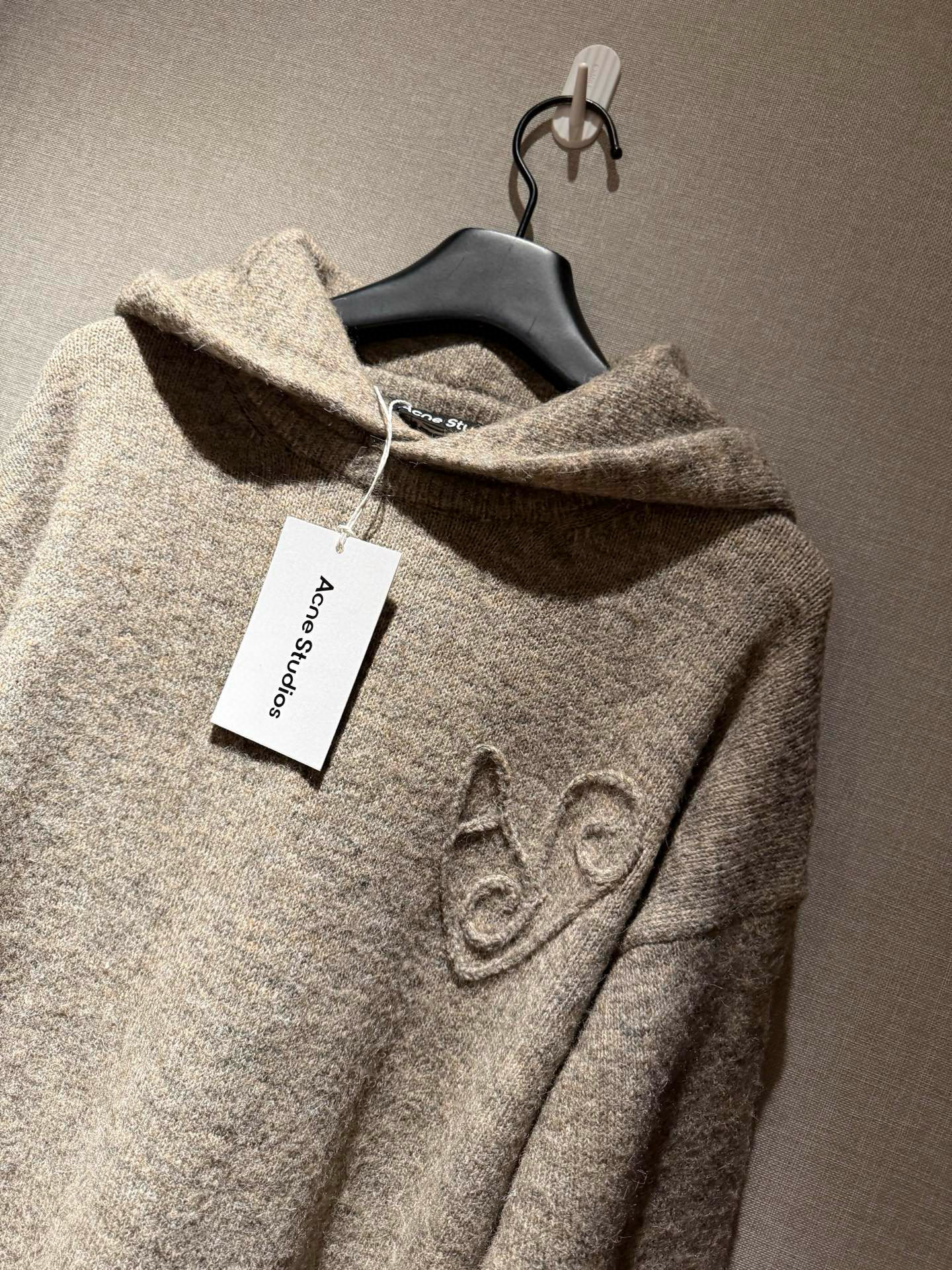 Acne Studios 아크네 스튜디오 남녀공용 레이어드 후드 니트 11