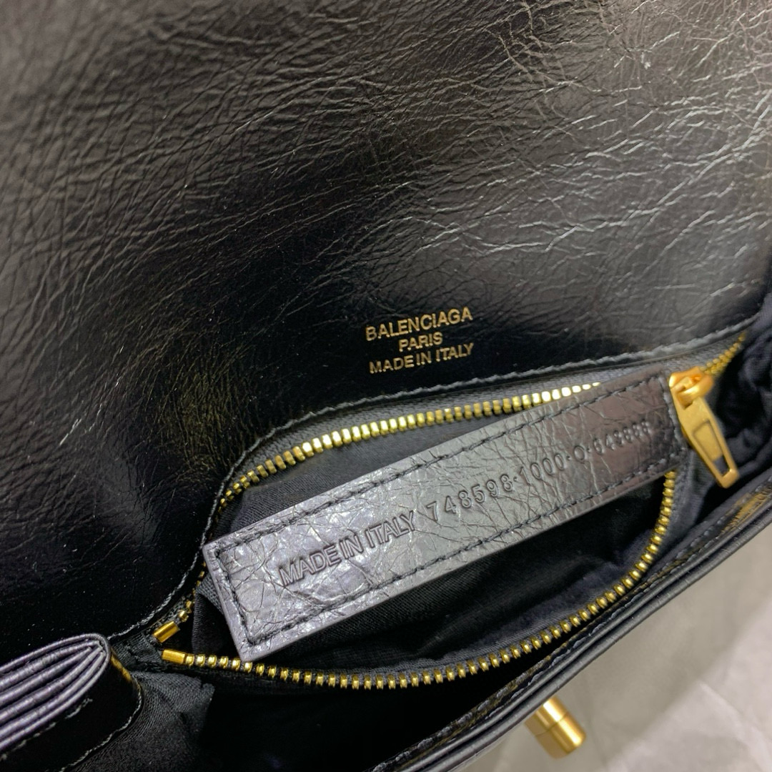 Balenciaga 발렌시아가 BB Soft 블랙 레더 체인 숄더백 10