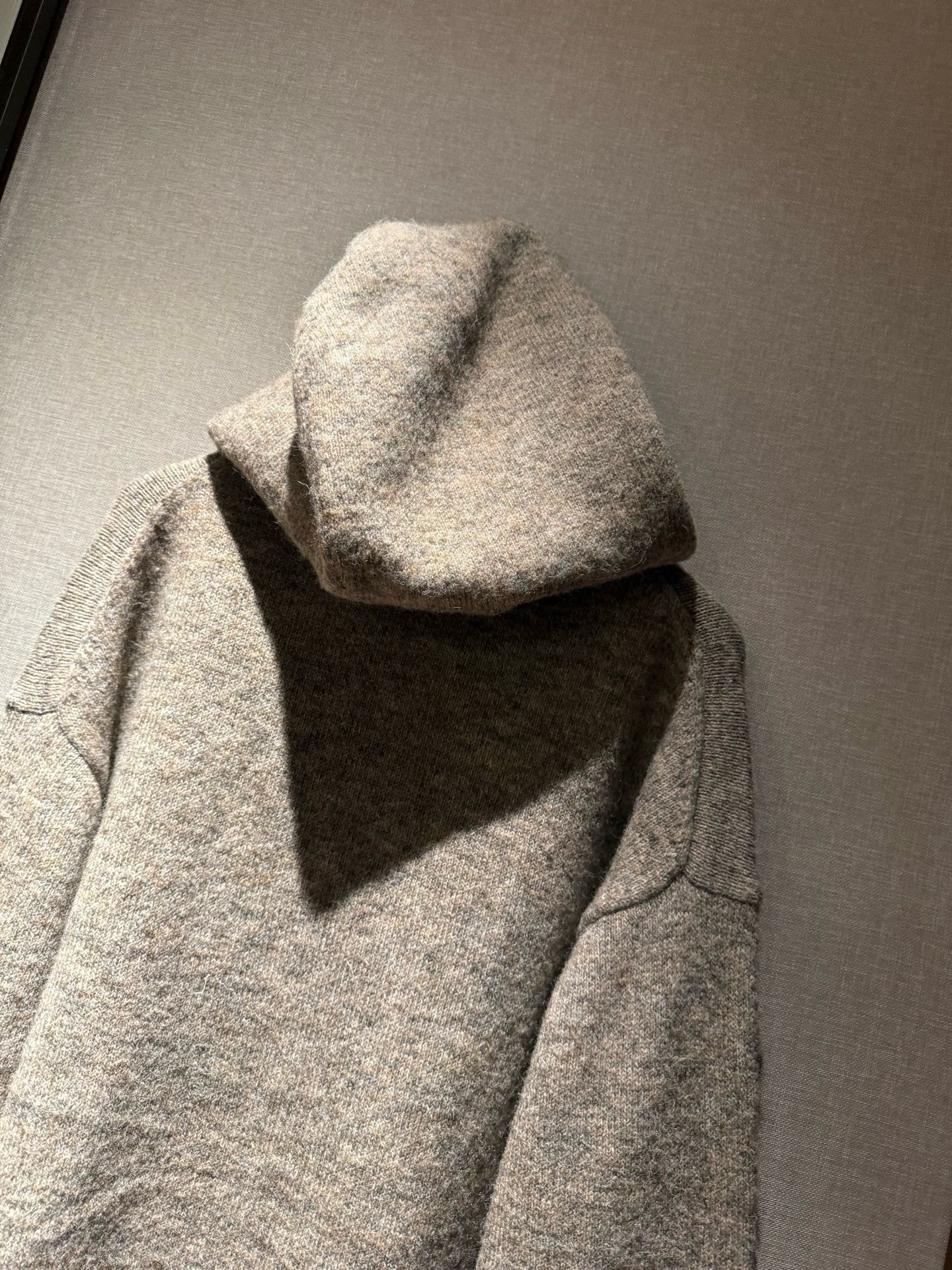 Acne Studios 아크네 스튜디오 남녀공용 레이어드 후드 니트 18